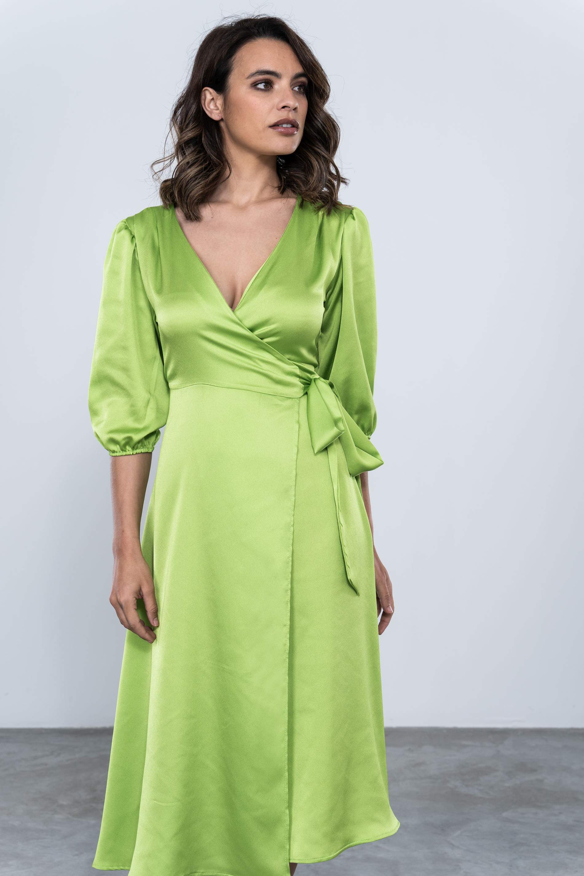 VESTIDO SATINADO CRUZADO