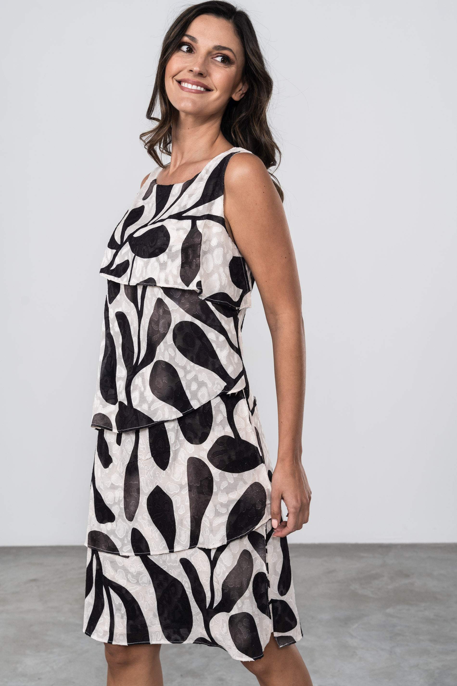 VESTIDO CAPAS ESTAMPADO