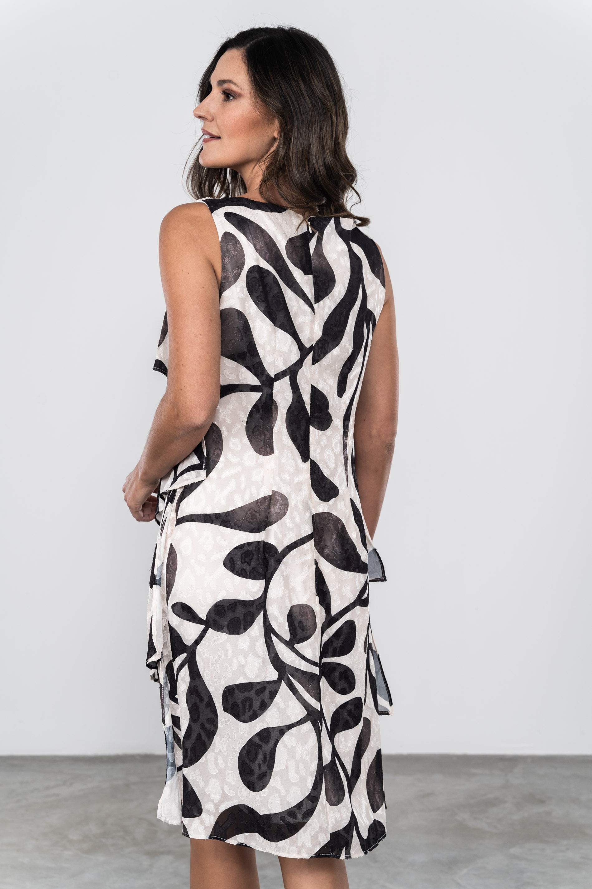 VESTIDO CAPAS ESTAMPADO