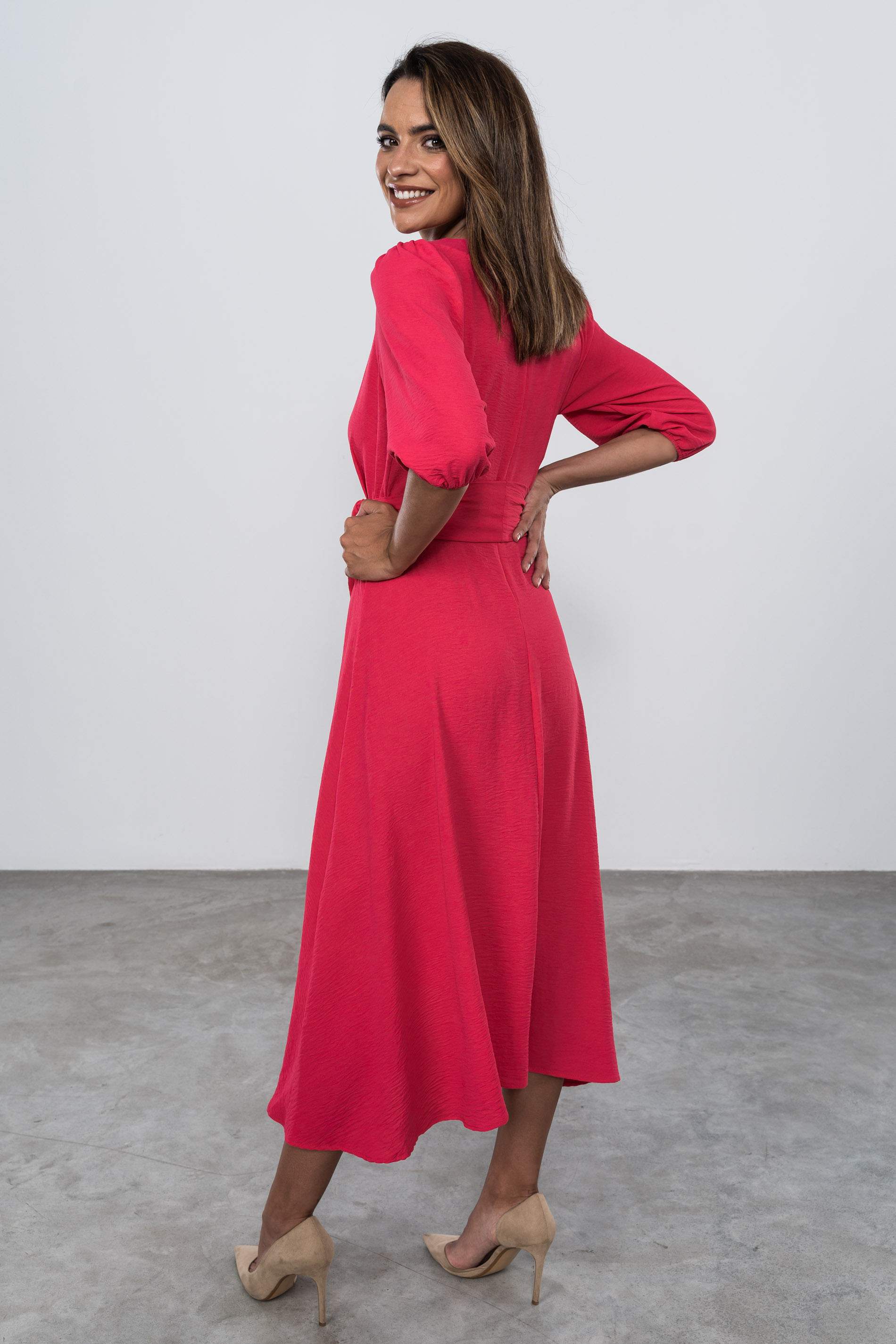 VESTIDO VUELO CINTURÓN ROSA