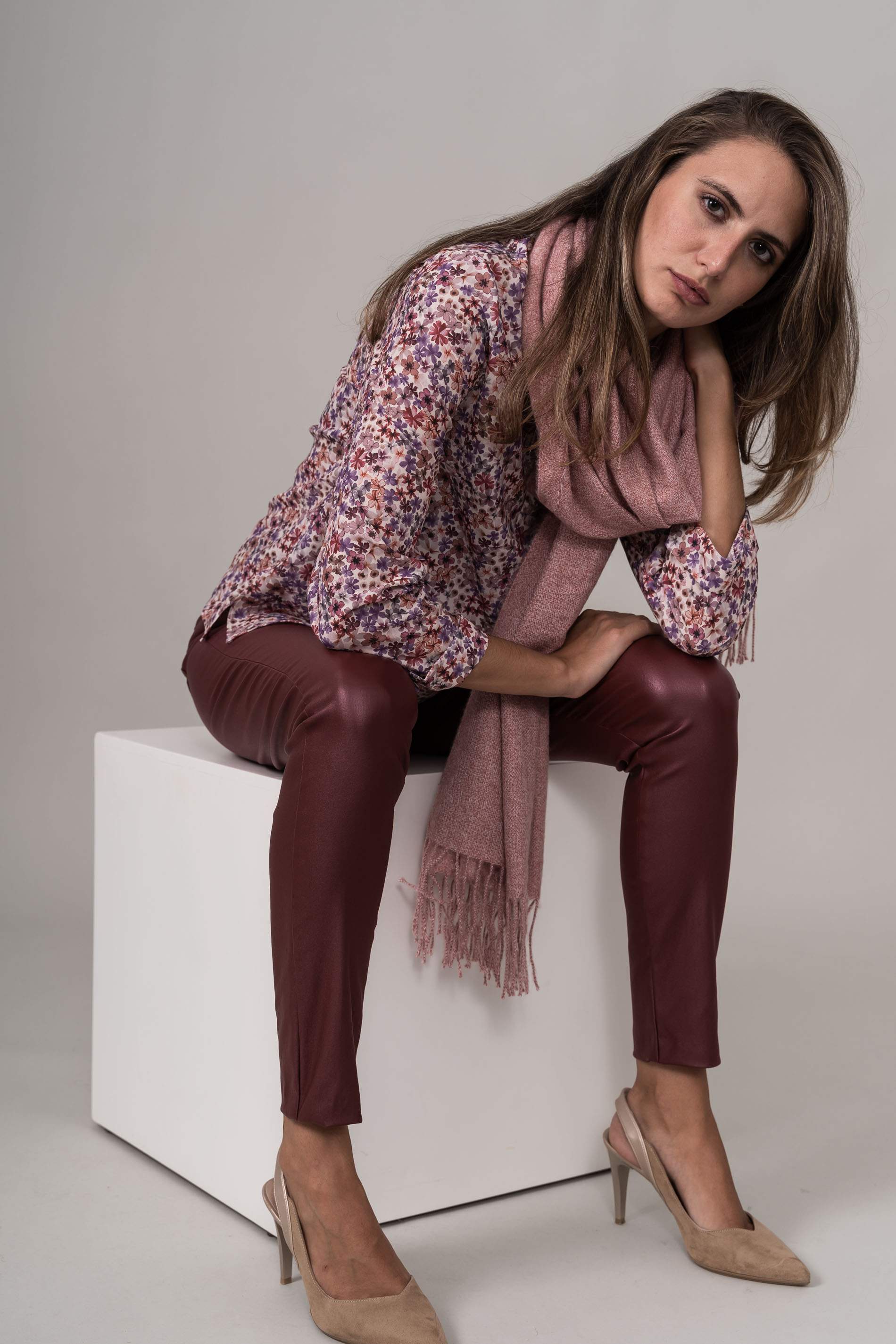 PANTALON ENCERADO BURDEOS - delolindo shop