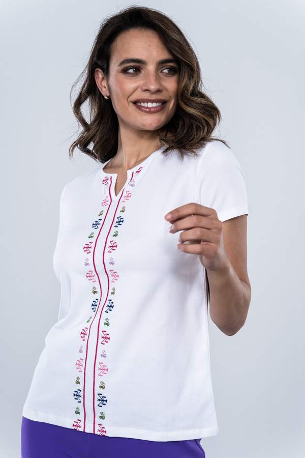 CAMISETA UVE BORDADO AZTECA