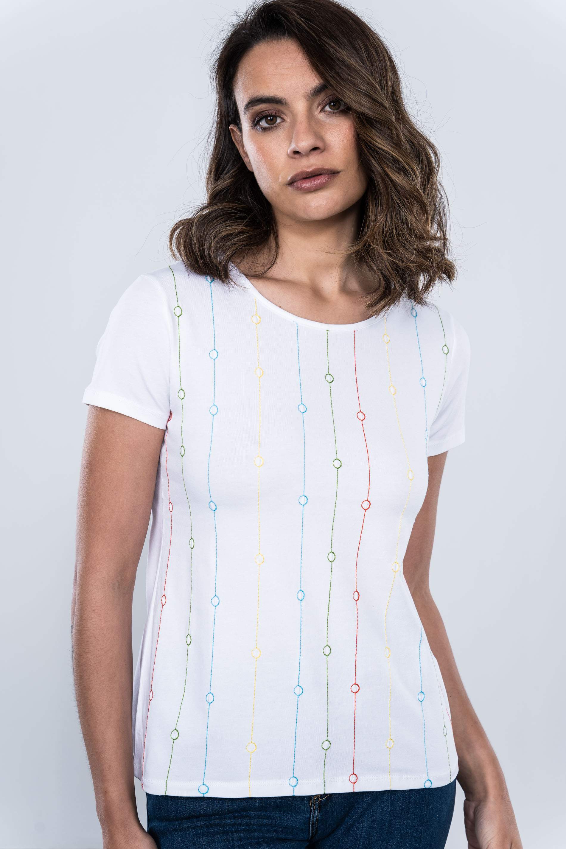 CAMISETA DELANTERO BORDADOS BLANCO