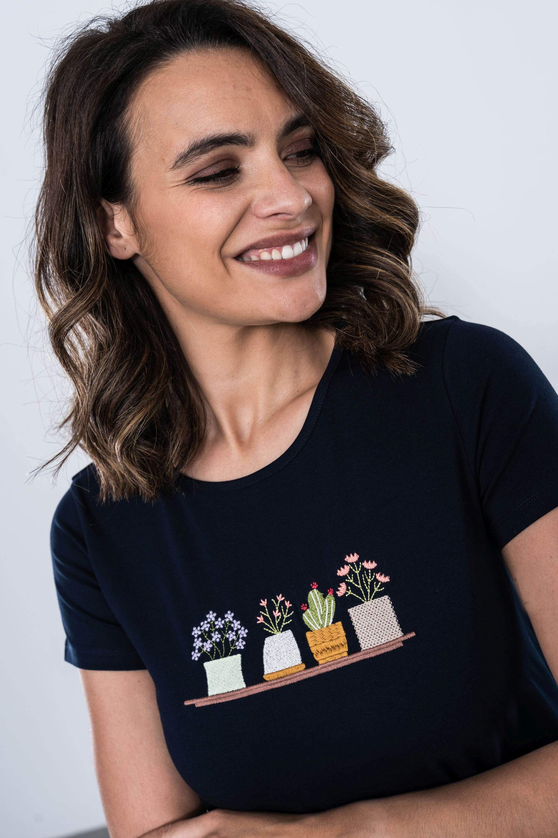 CAMISETA DETALLE PLANTAS MARINO