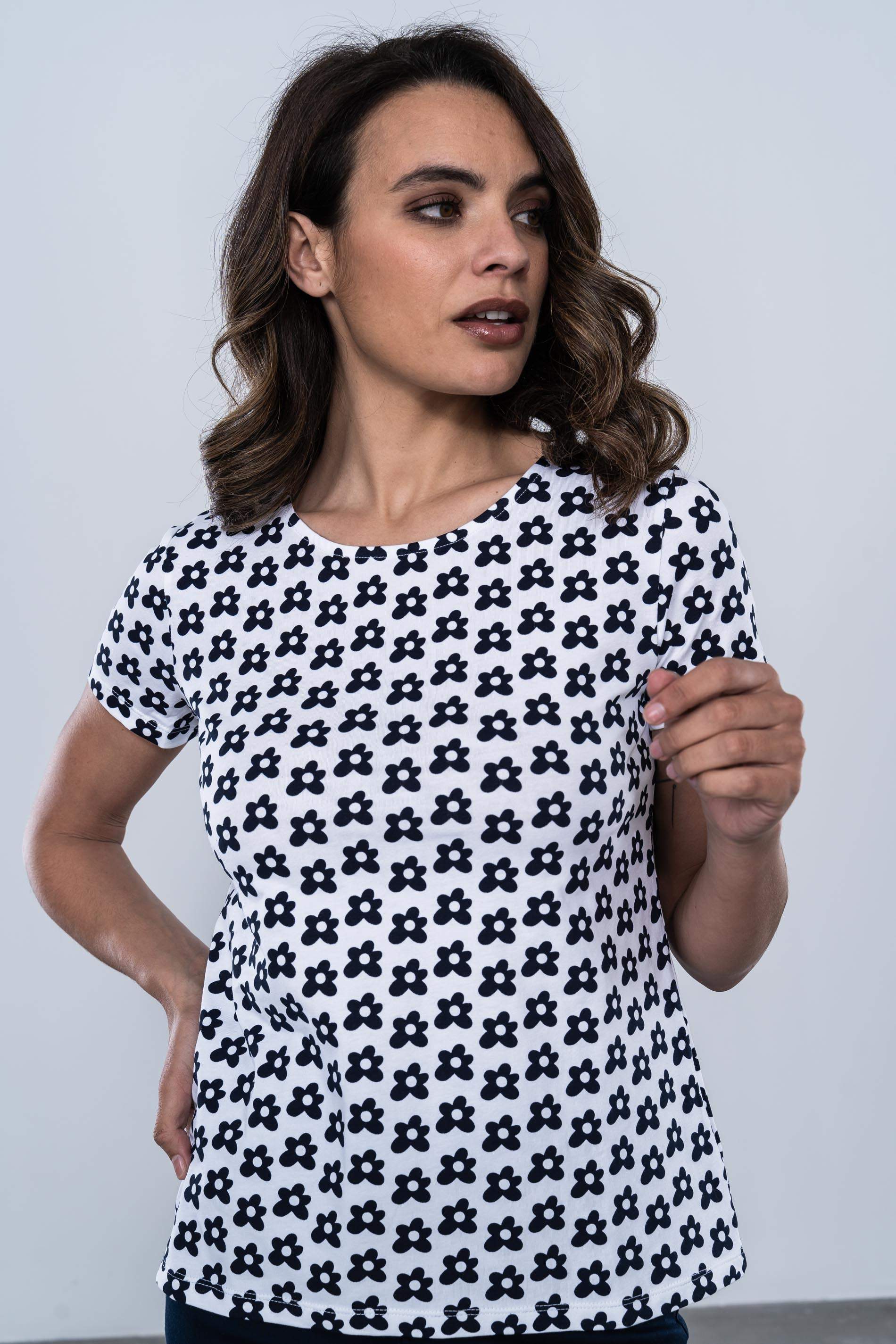 CAMISETA ESTAMPADA FLORES BLANCO