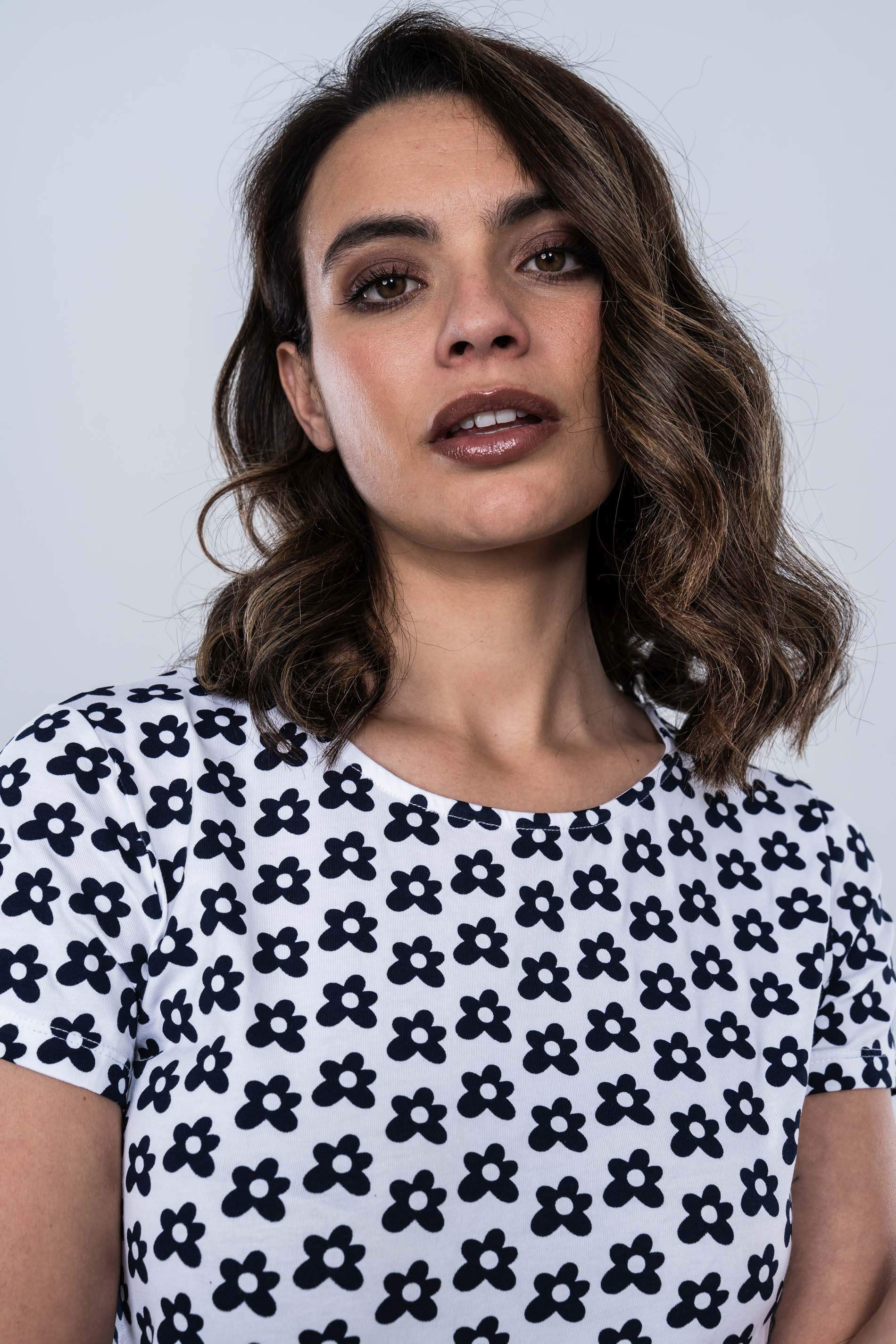 CAMISETA ESTAMPADA FLORES BLANCO