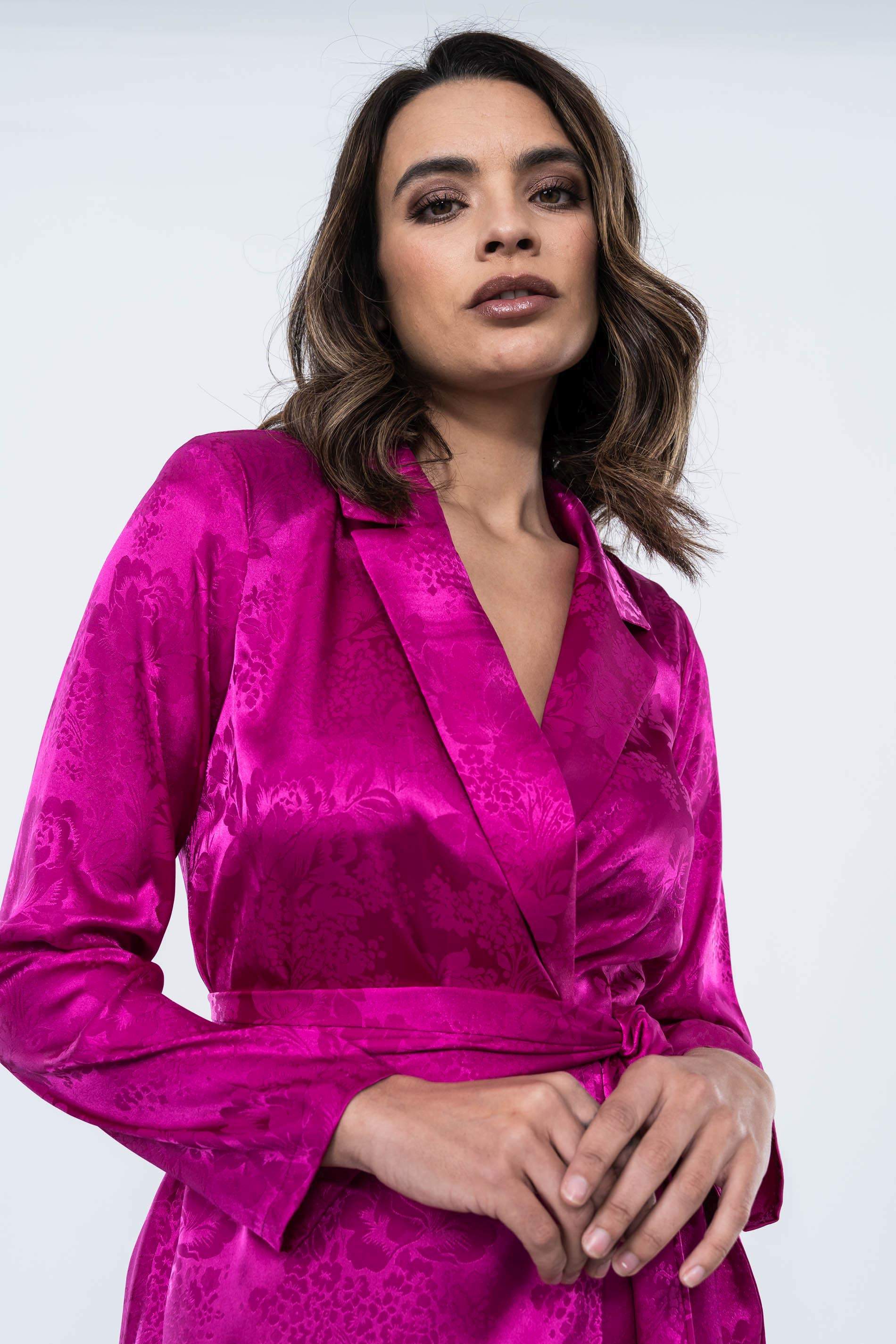 CHAQUETA SATINADA JACQUARD LAZADA