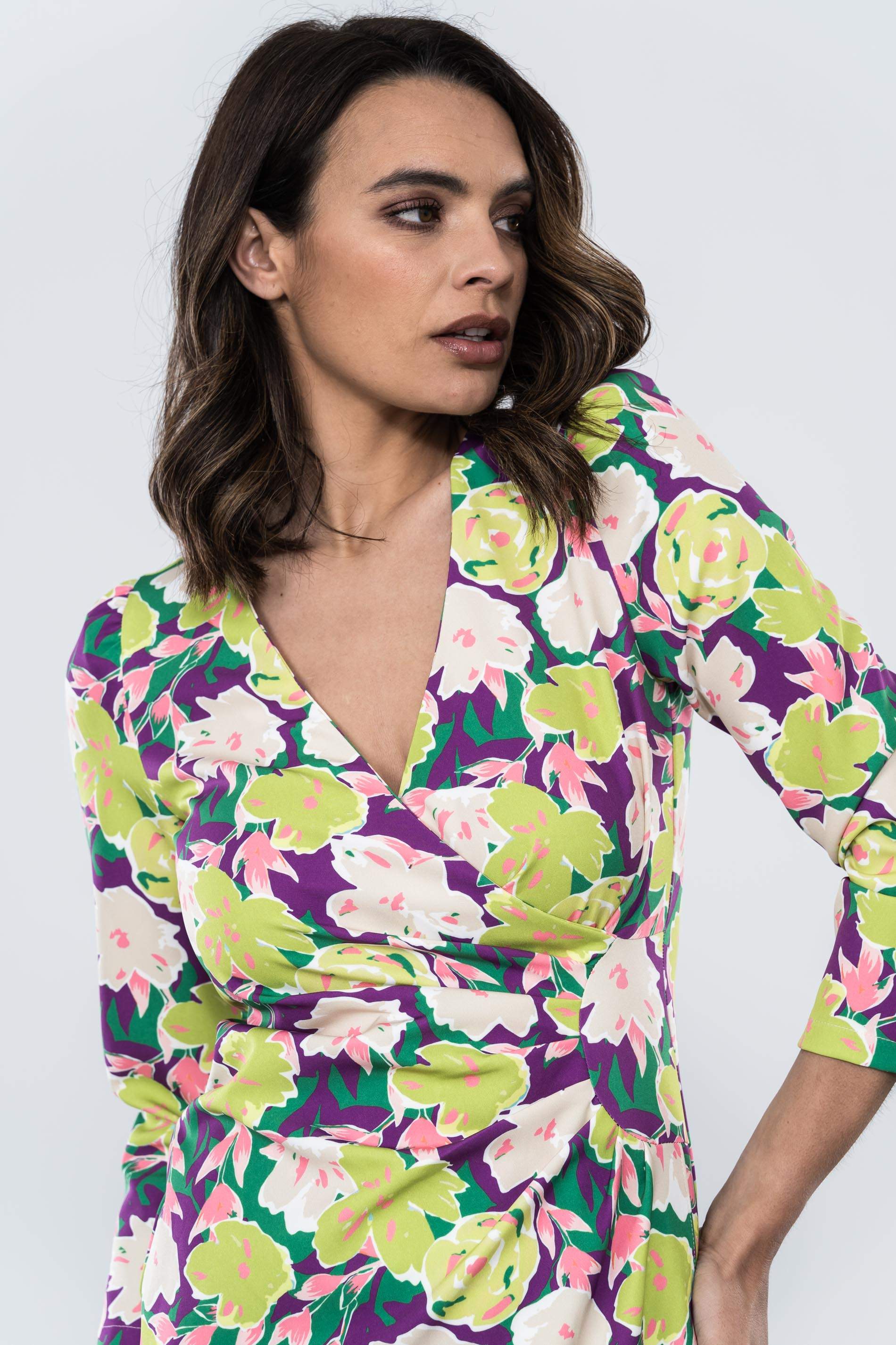 VESTIDO FRUNCE CINTURA FLORAL