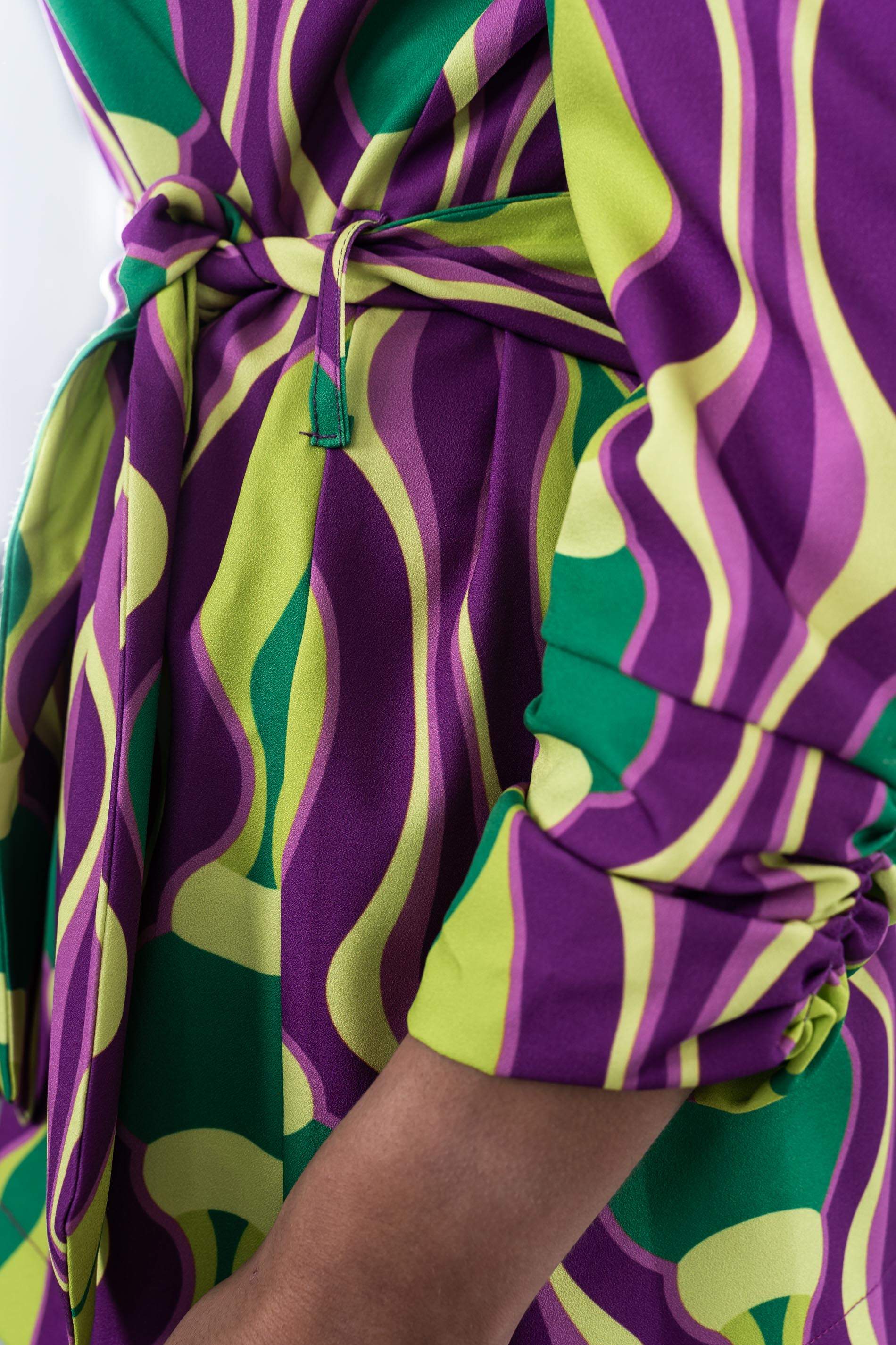 CHAQUETA FRUNCE MANGAS ONDAS