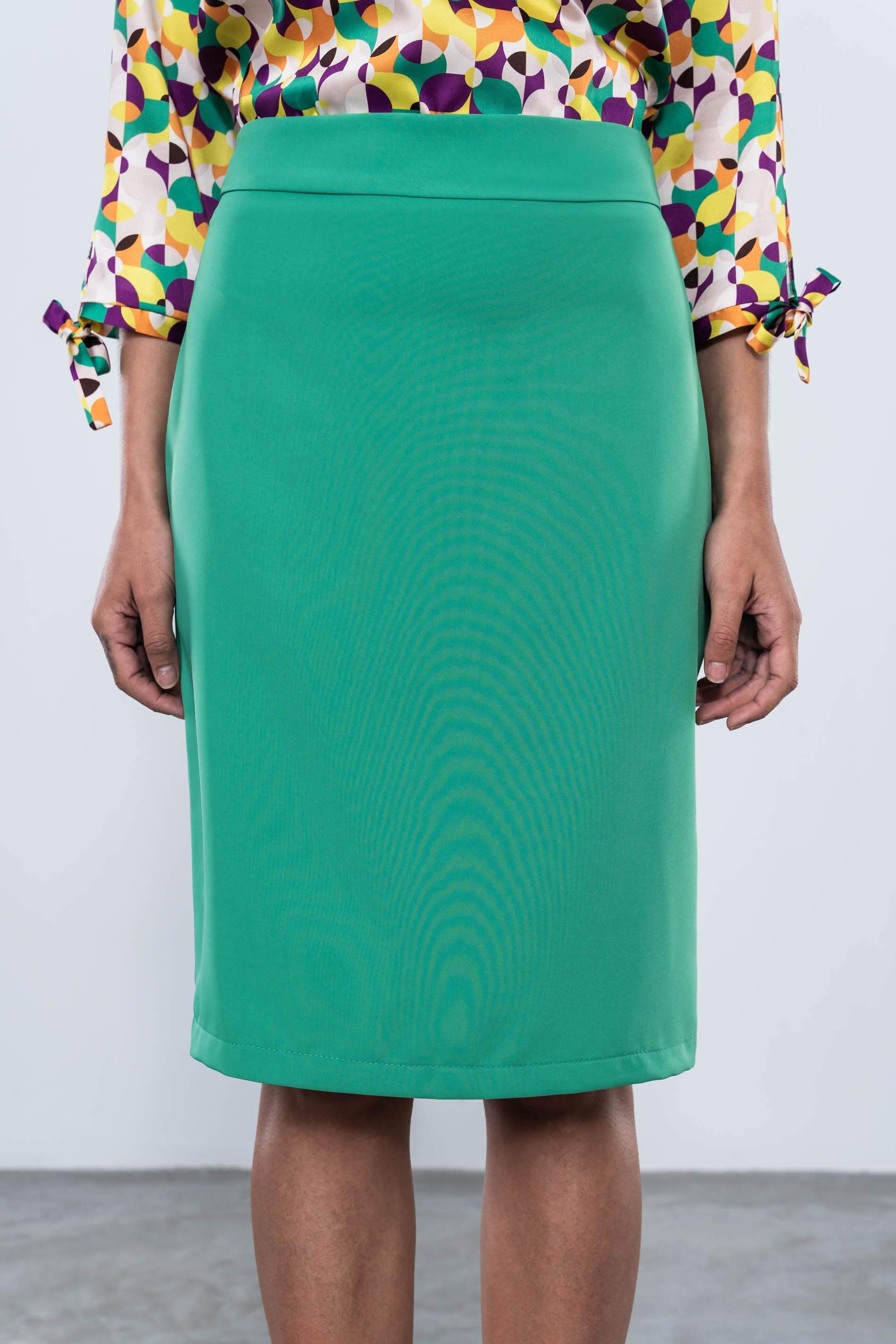FALDA BASICA RECTA VERDE
