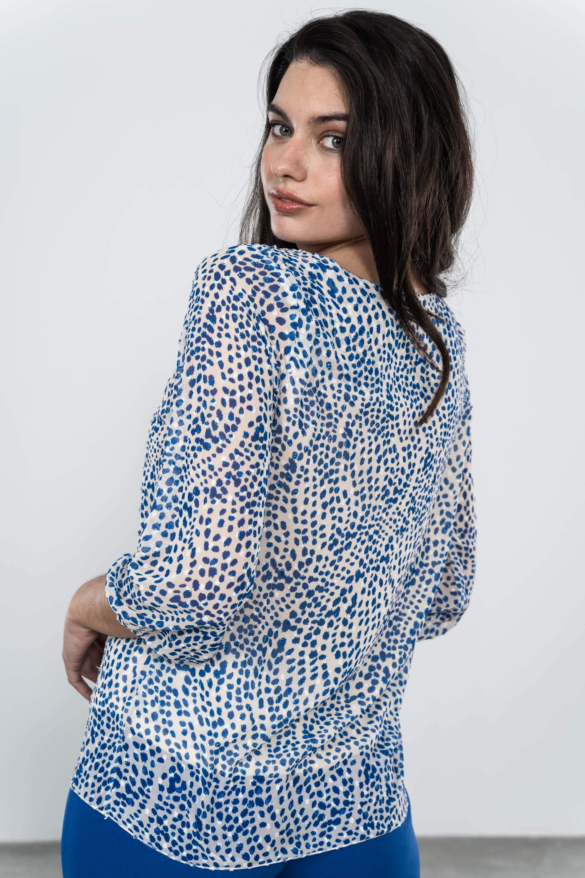 BLUSA PLUMETI ESTAMPADA AZUL