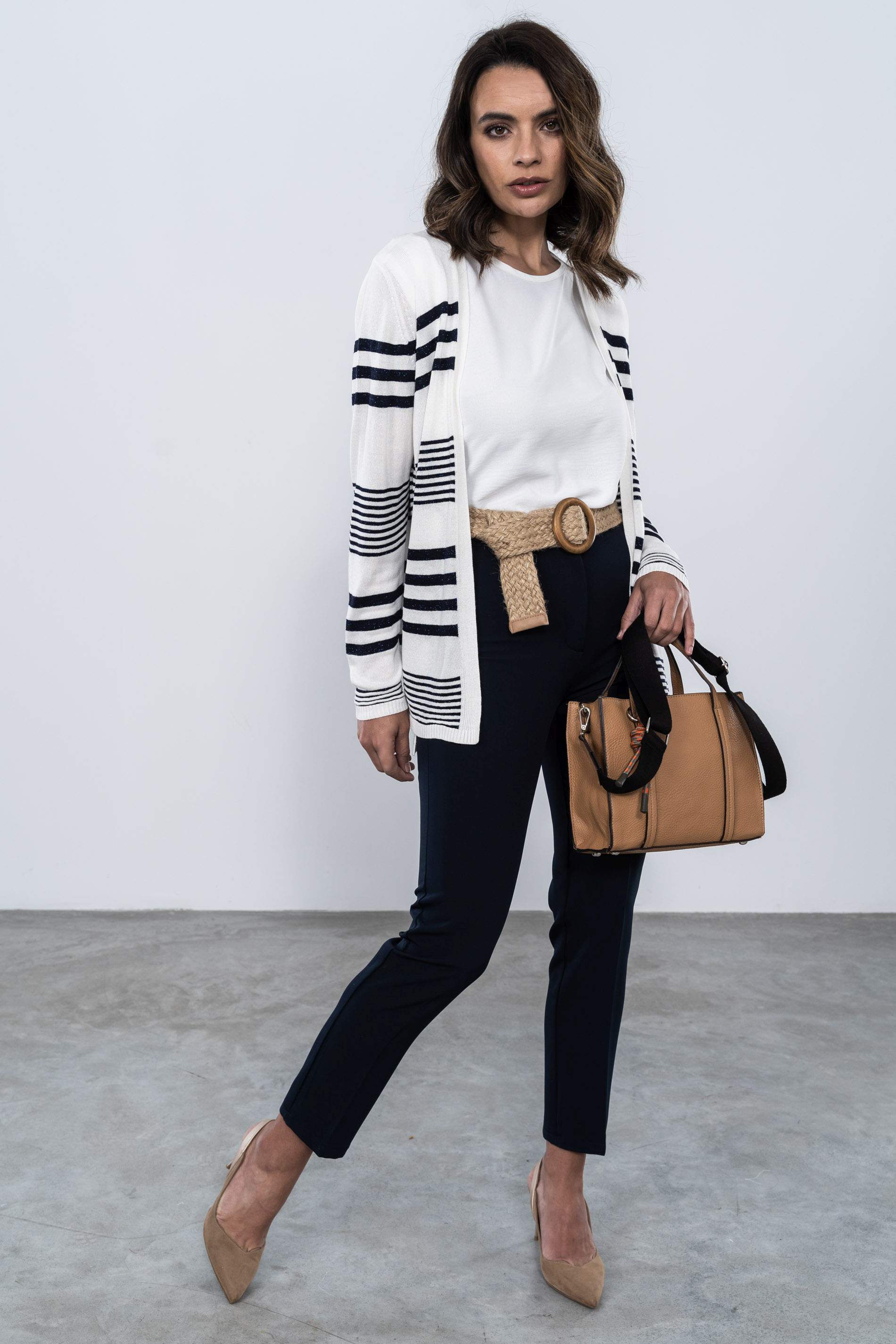 BLUSA MANGA CAIDA BOTON CRUDO