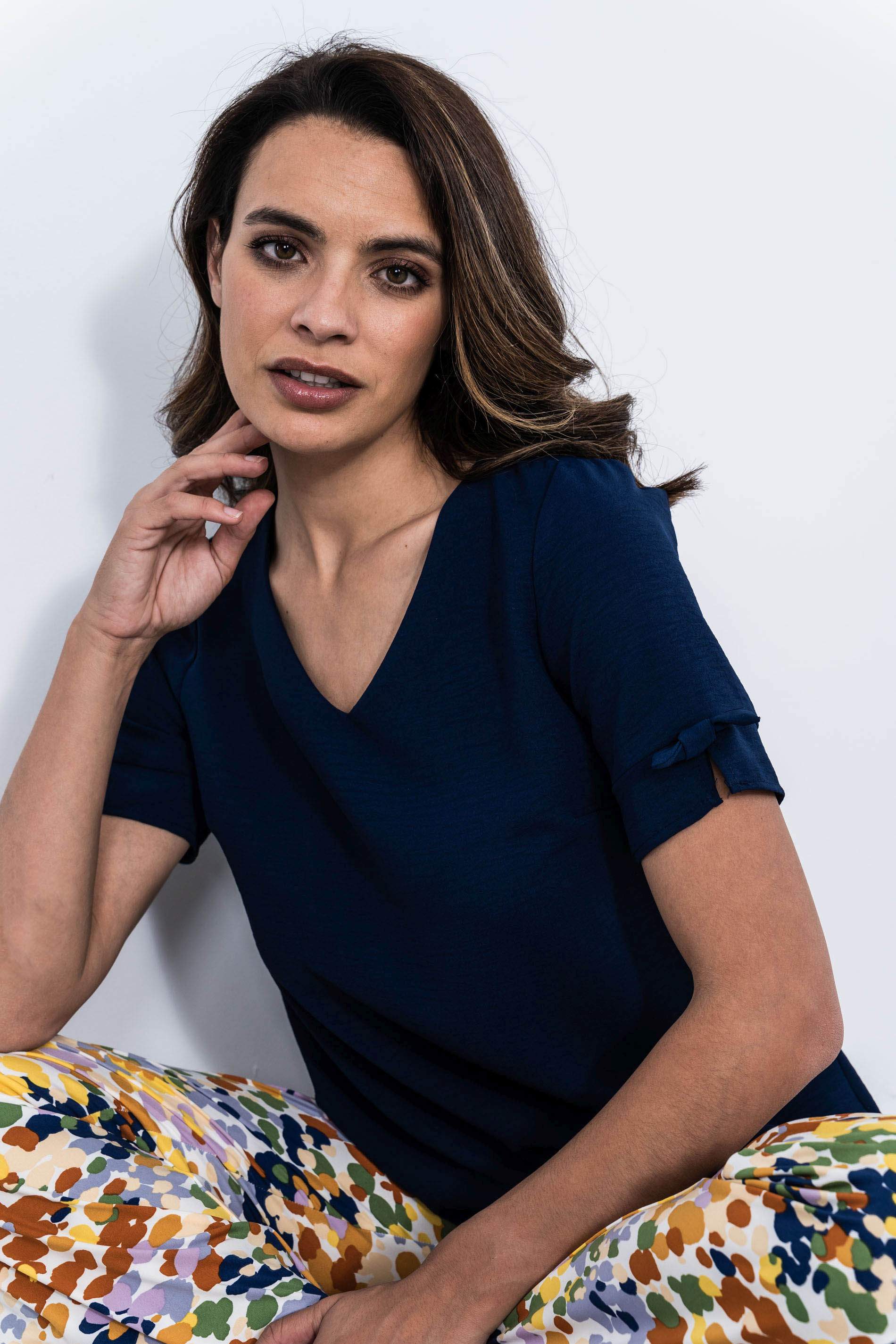 BLUSA LACITOS MANGA CORTA MARINO