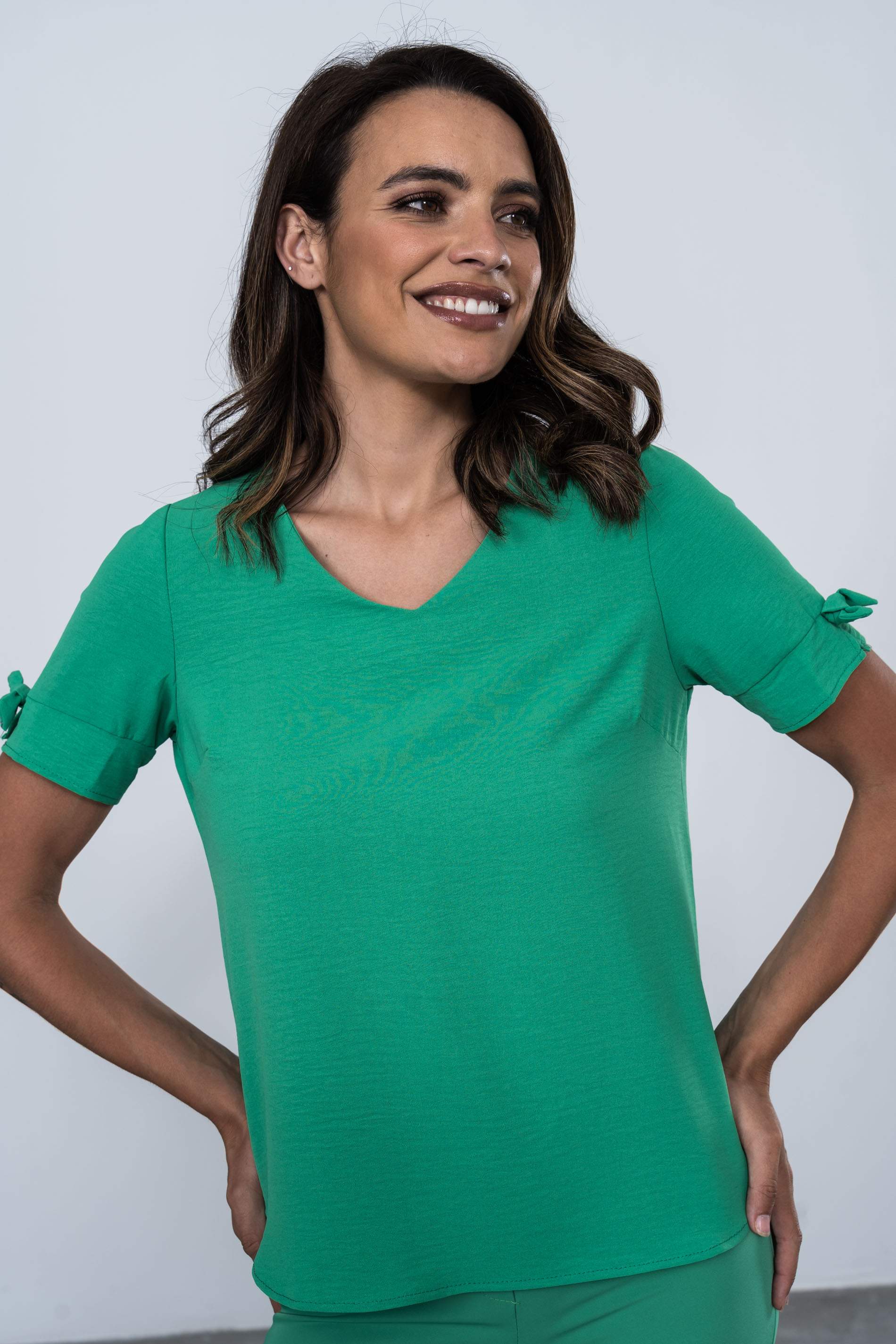 BLUSA LACITOS MANGA CORTA VERDE