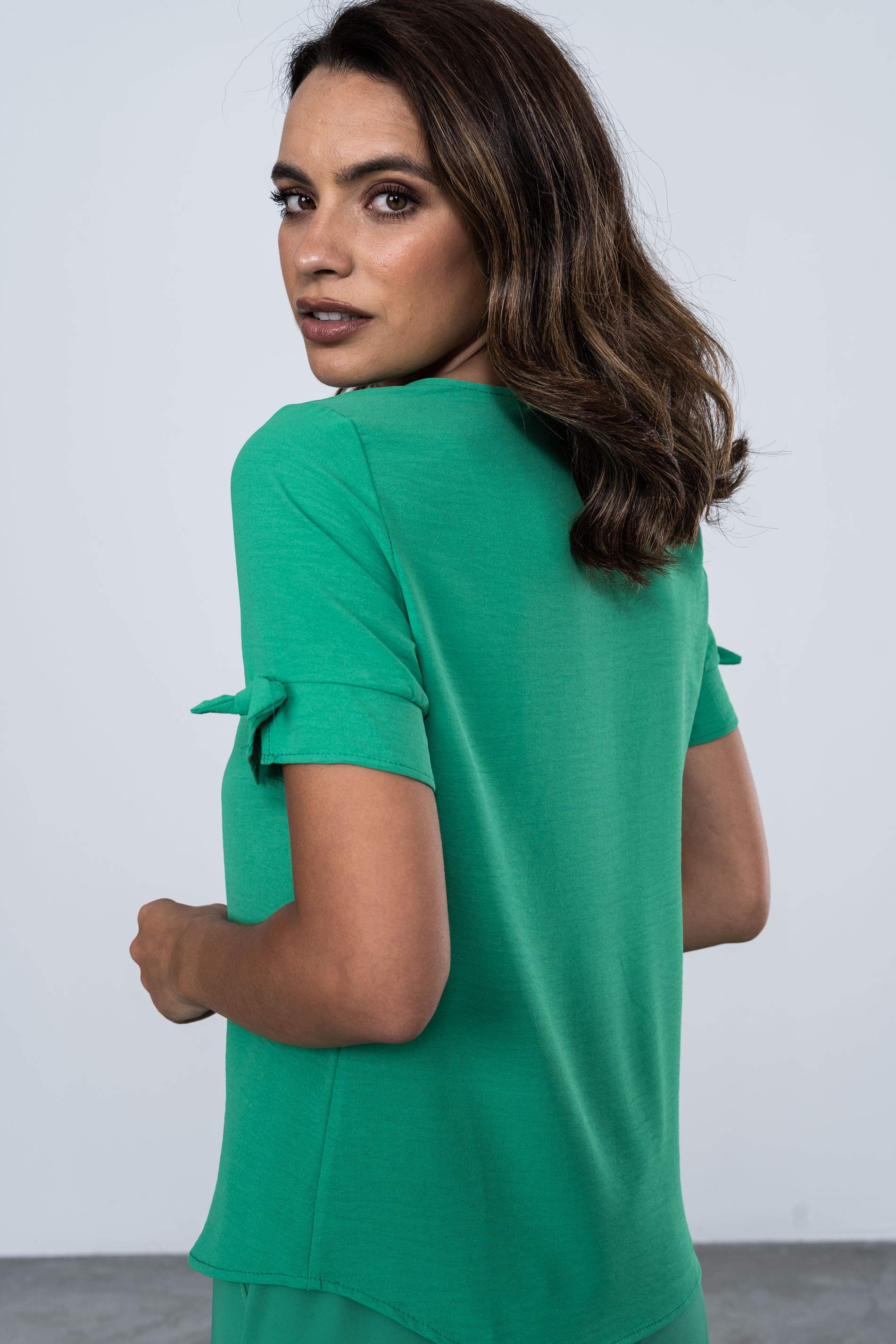 BLUSA LACITOS MANGA CORTA VERDE