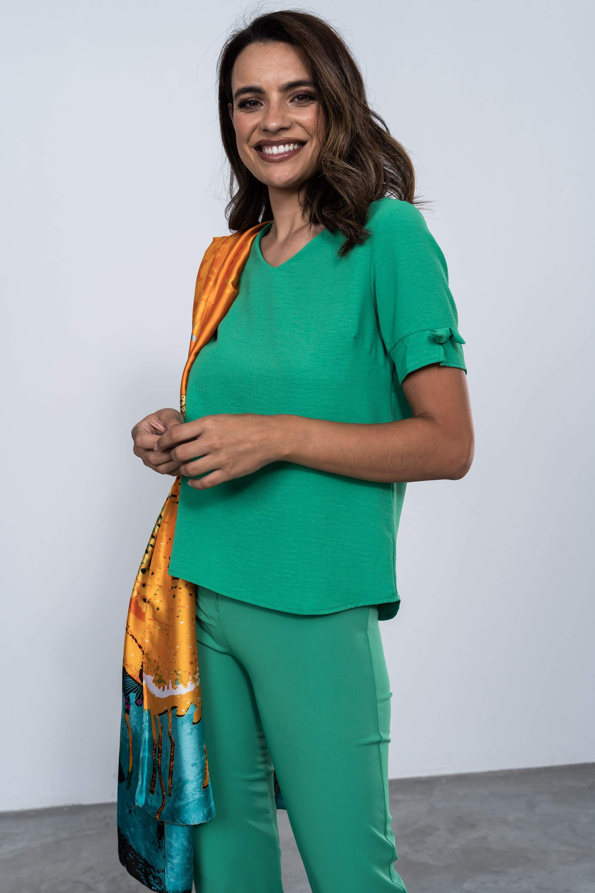 BLUSA LACITOS MANGA CORTA VERDE