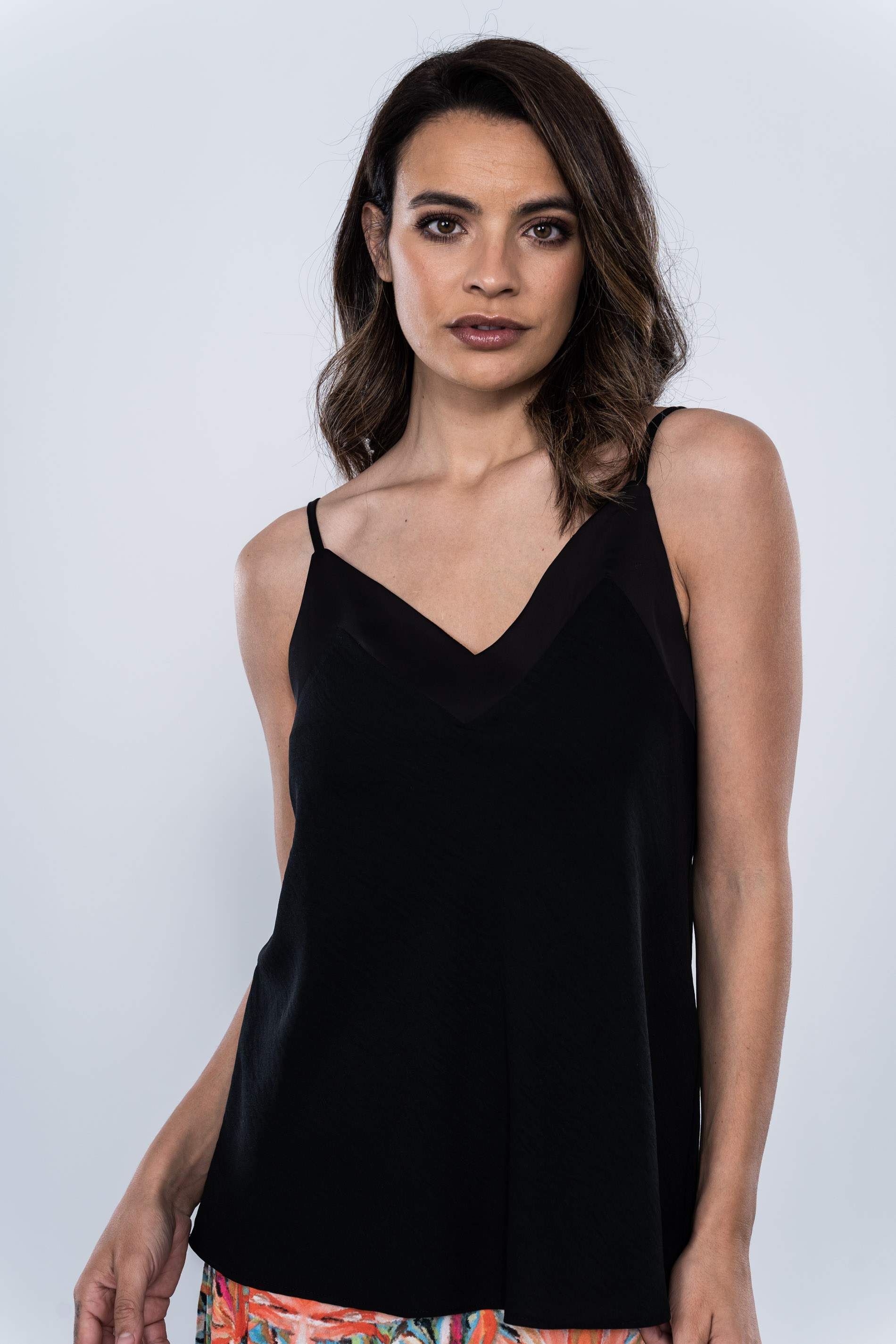 TOP LENCERO COMBINADO SATEN NEGRO