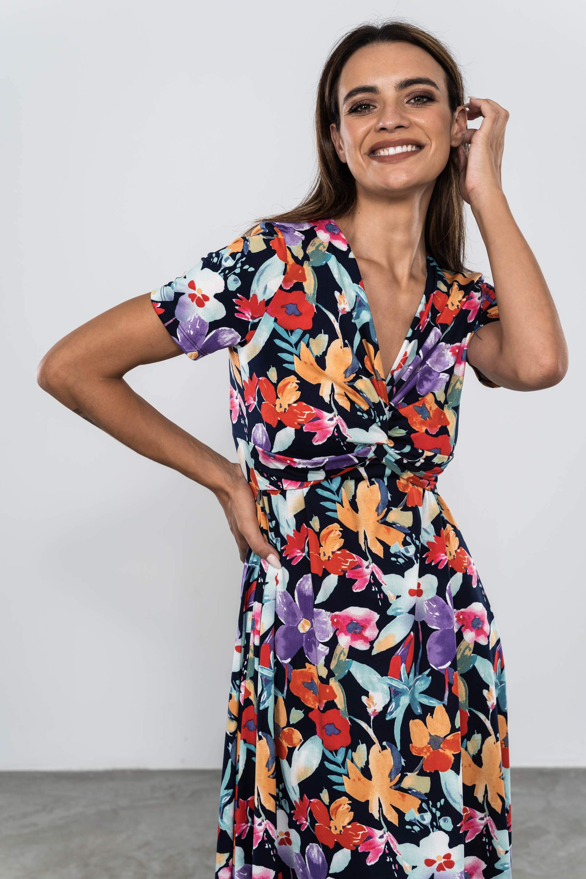 VESTIDO FLORAL DETALLE NUDO