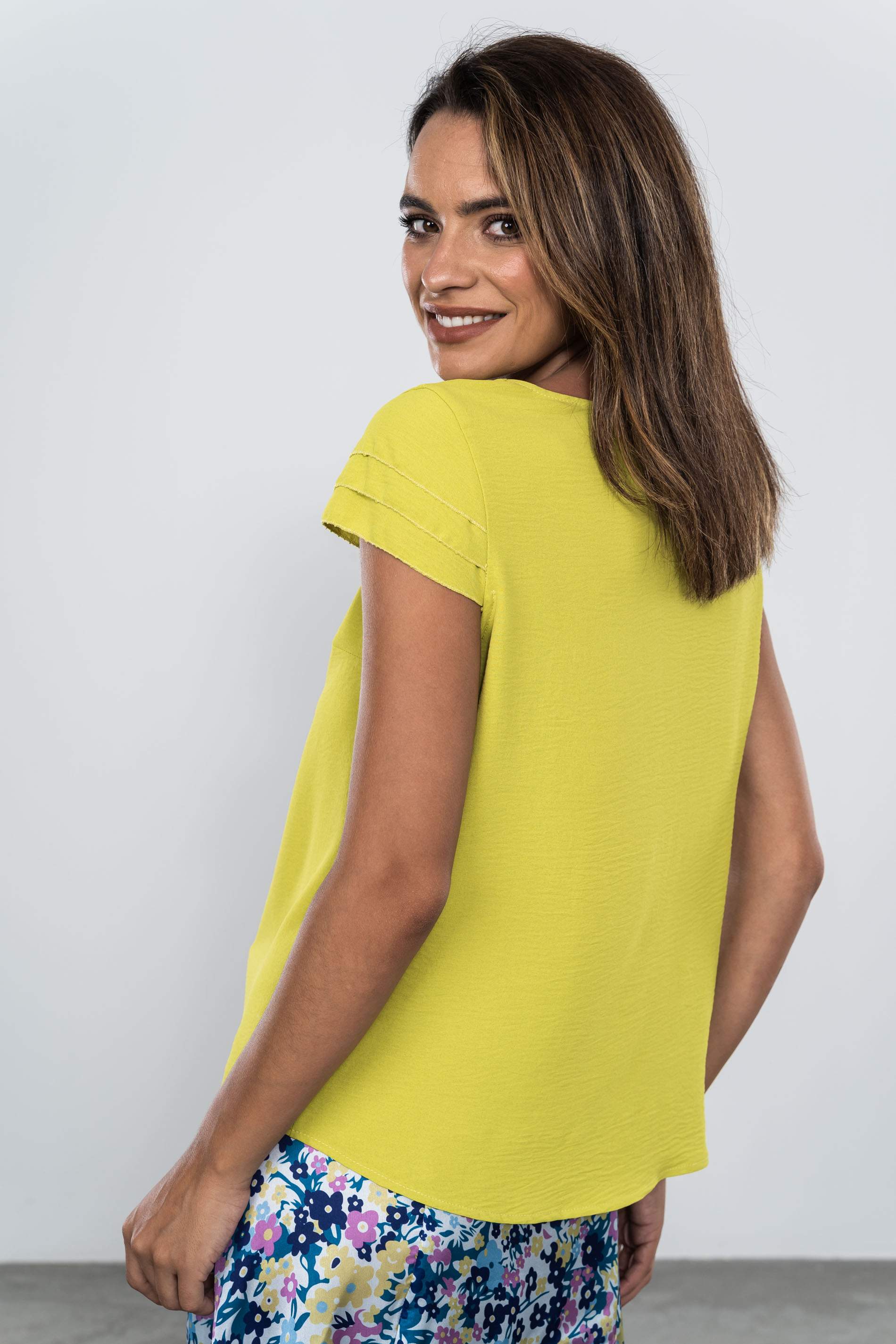 BLUSA MANGA CAPAS