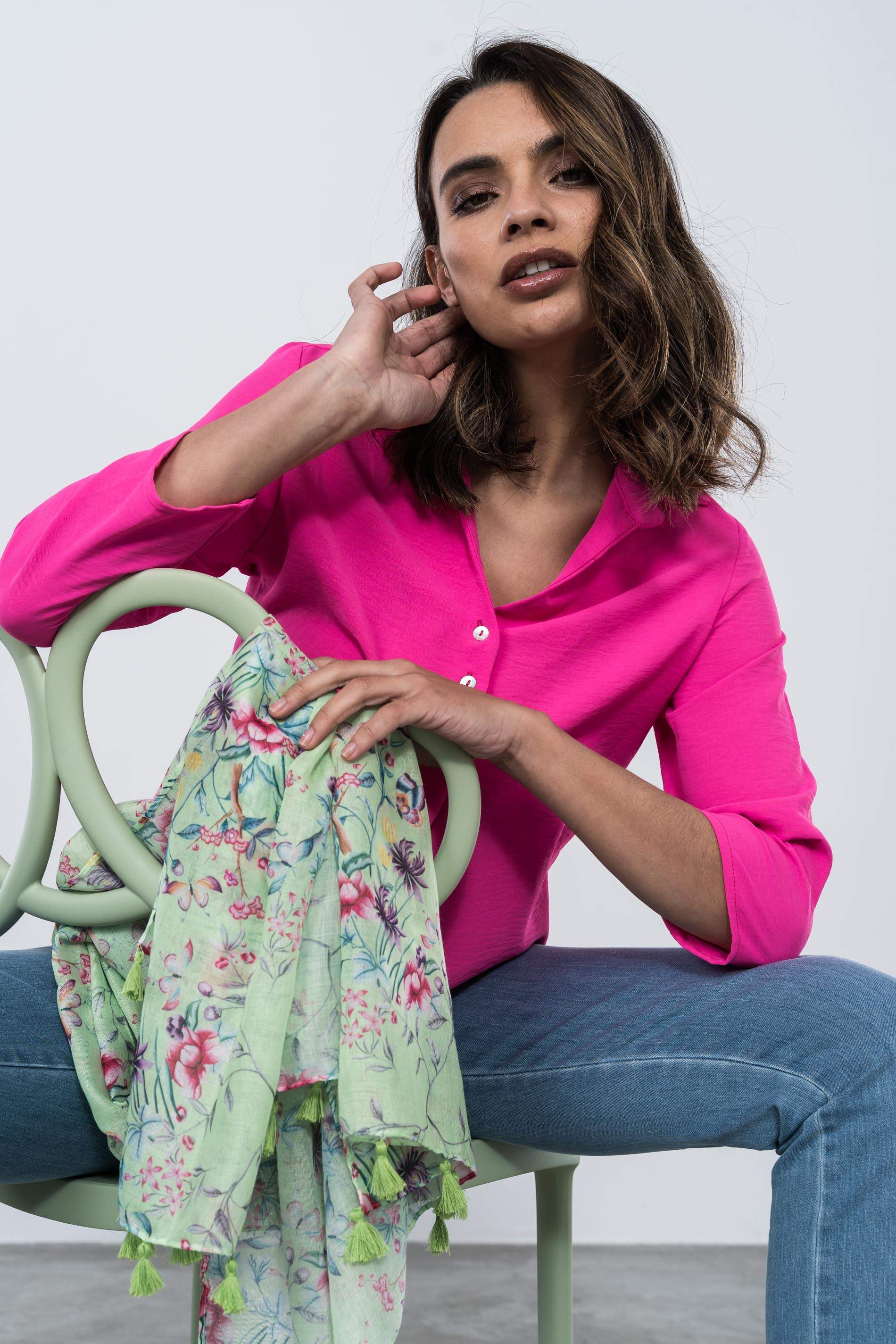 BLUSA BOTONES TABLAS FUCSIA