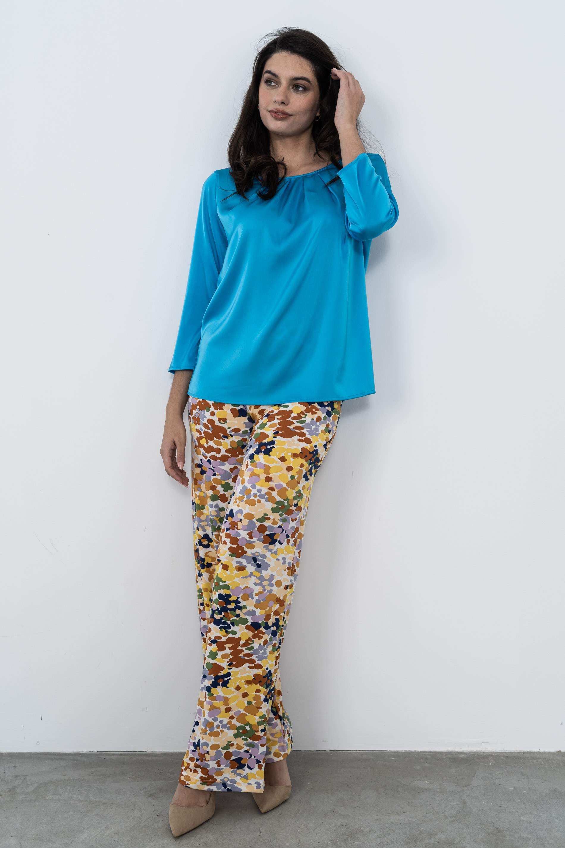 BLUSA PLIEGUES SATINADA TURQUESA