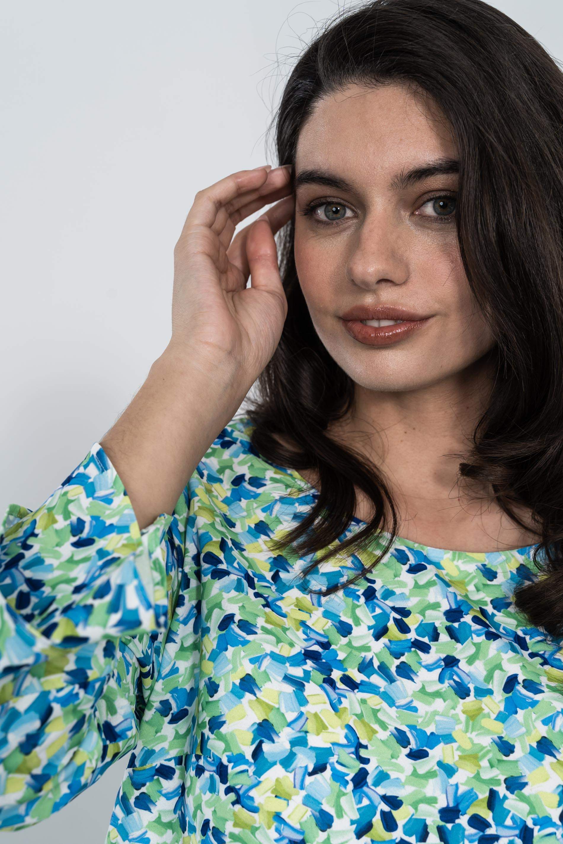 BLUSA DOBLE CAPA PINCELADAS