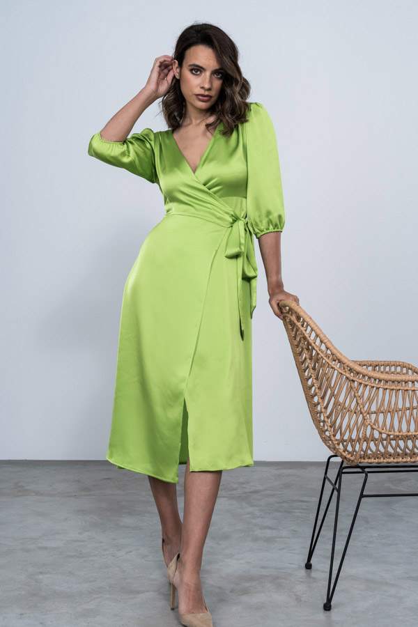 VESTIDO ENVOLVENTE CREPE SATINADO