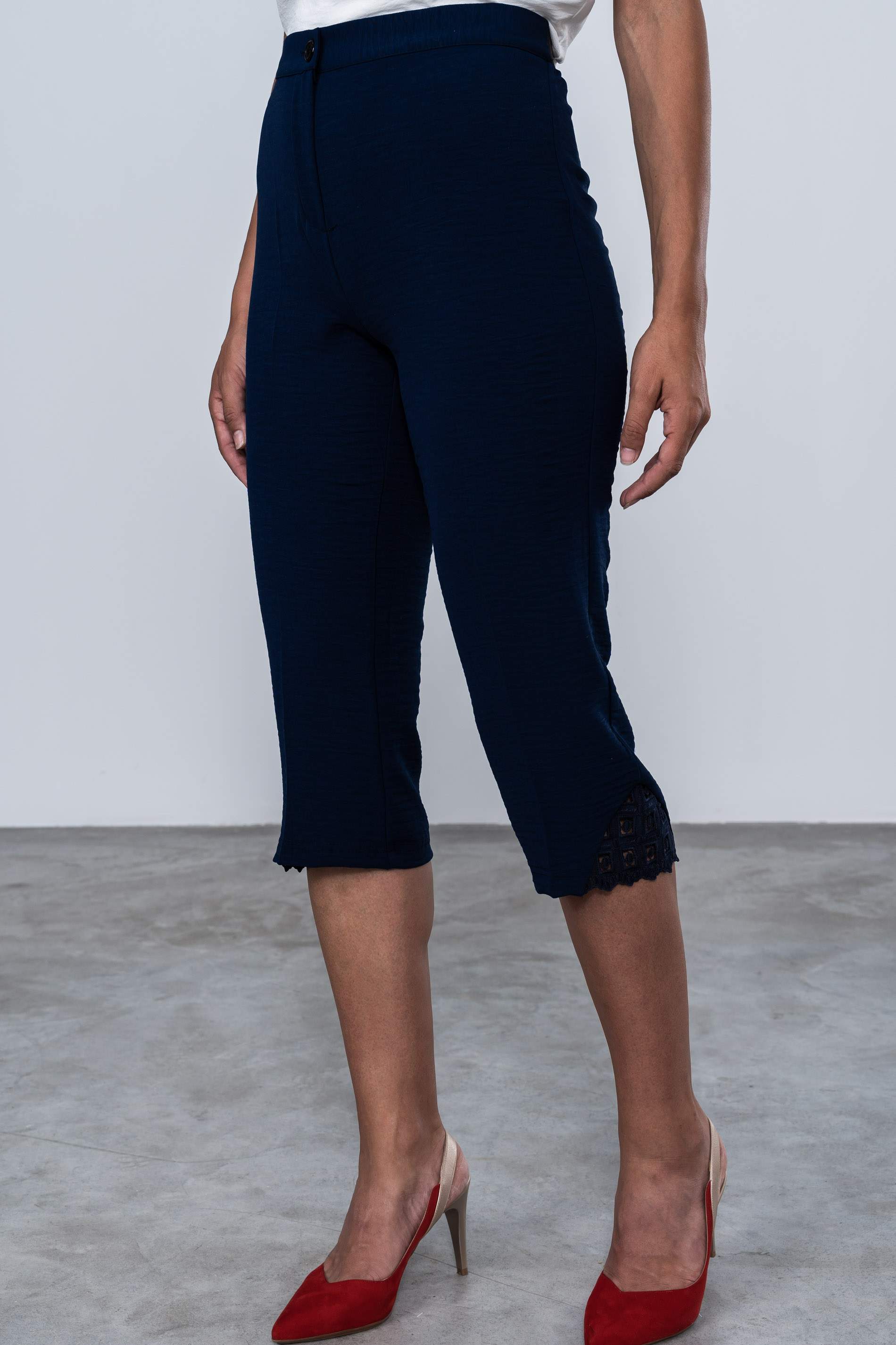 PANTALON CROPE ENCAJE MARINO