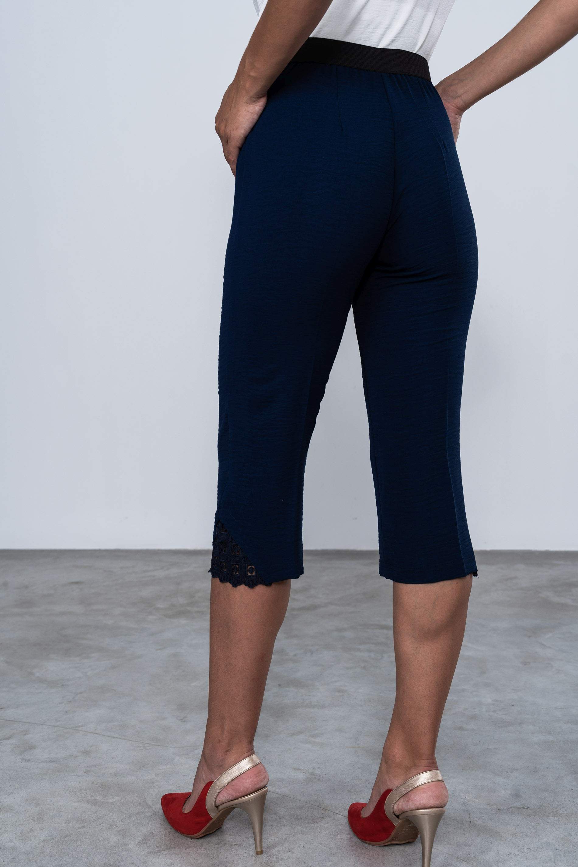 PANTALON CROPE ENCAJE MARINO