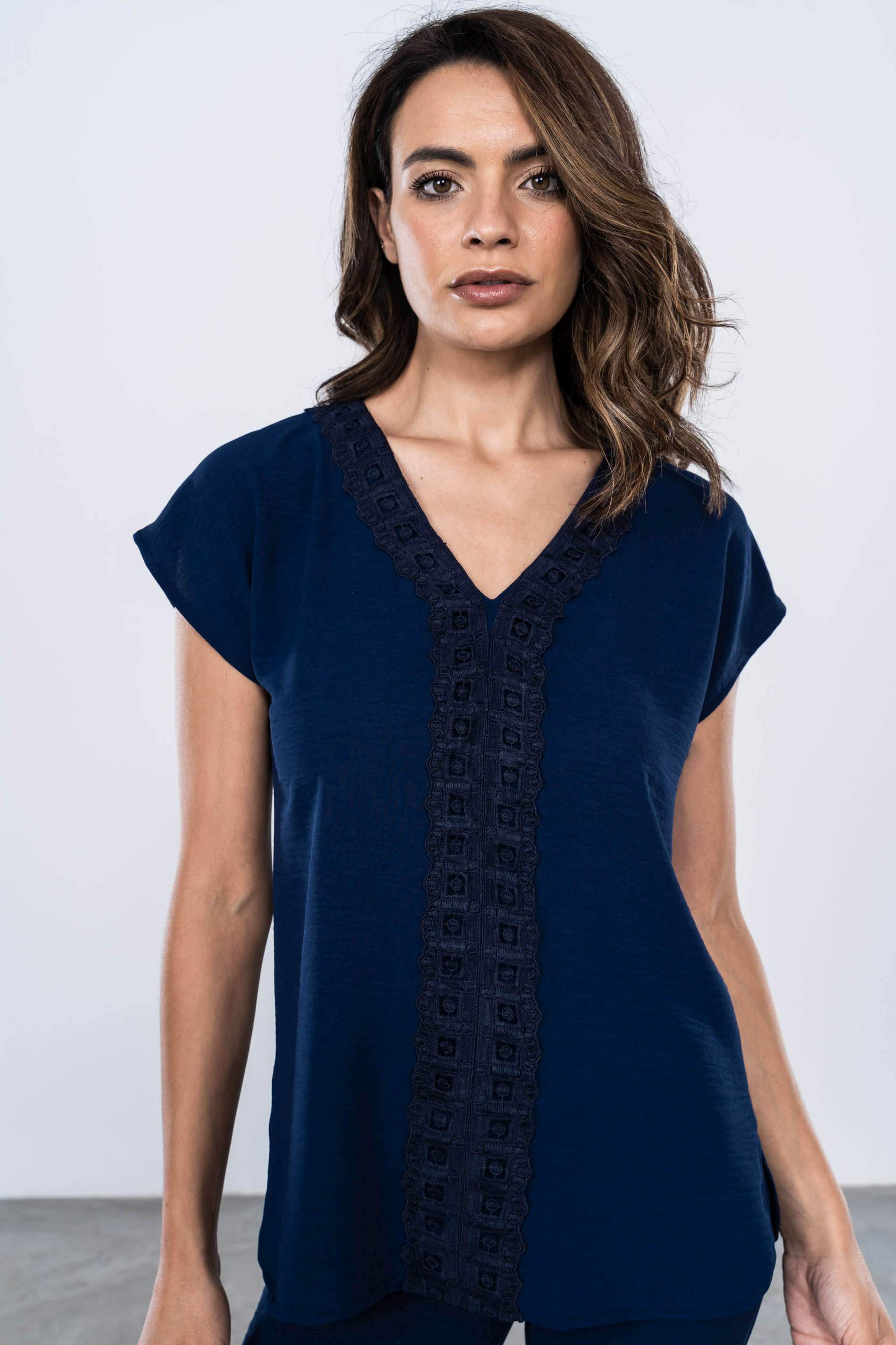 BLUSA TIRA ENCAJE MARINO