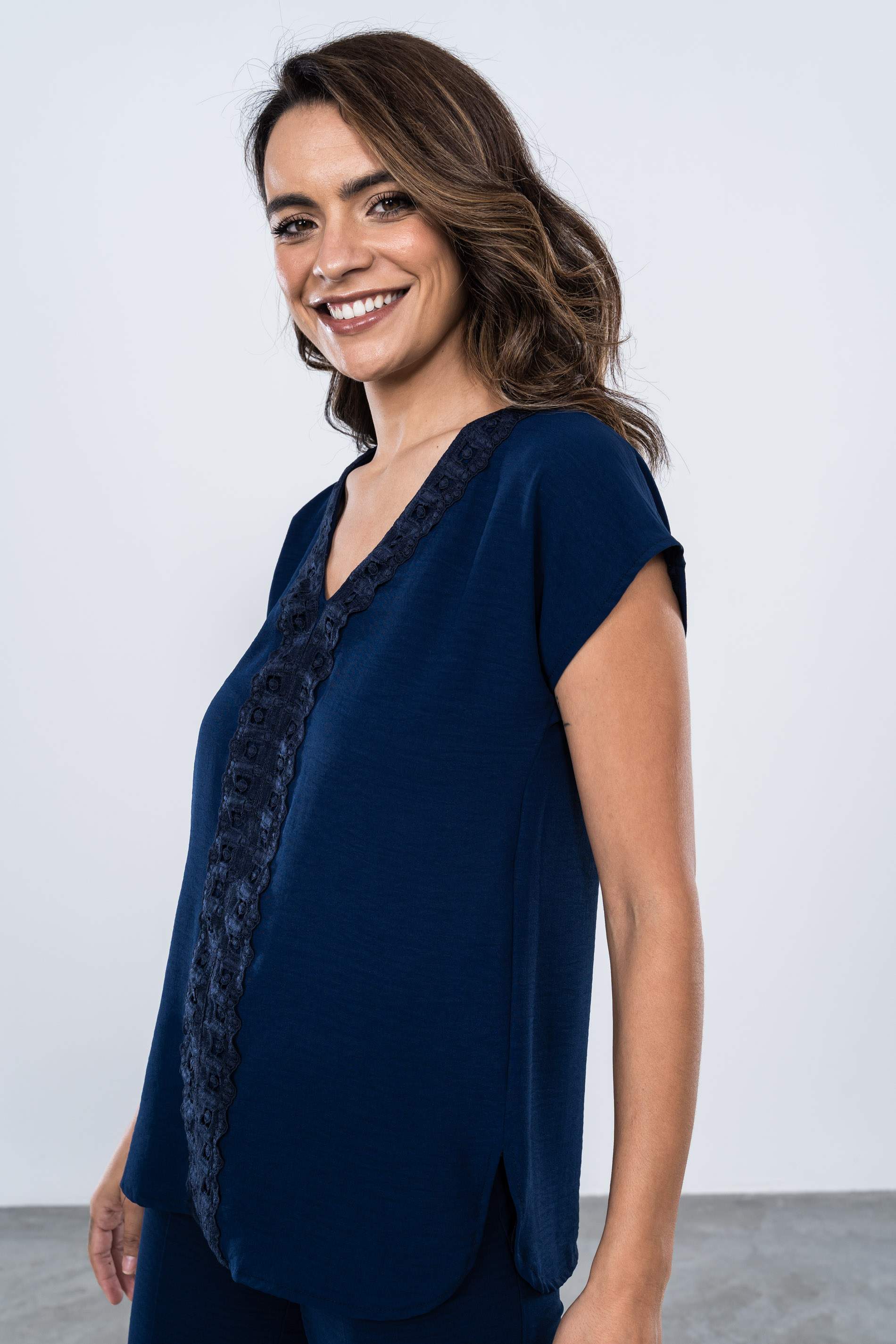 BLUSA TIRA ENCAJE MARINO