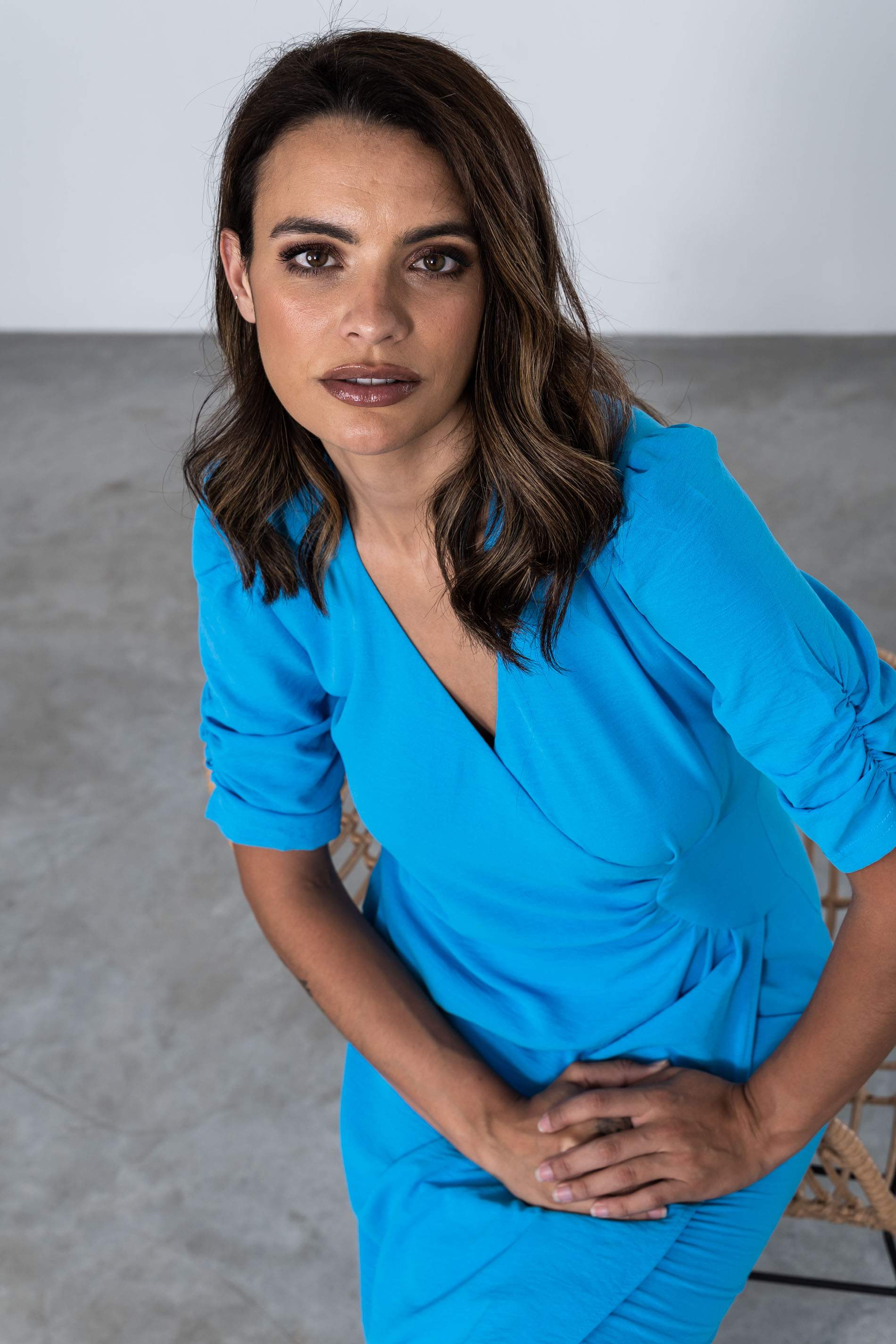 VESTIDO DETALLE FRUNCE CINTURA AZUL