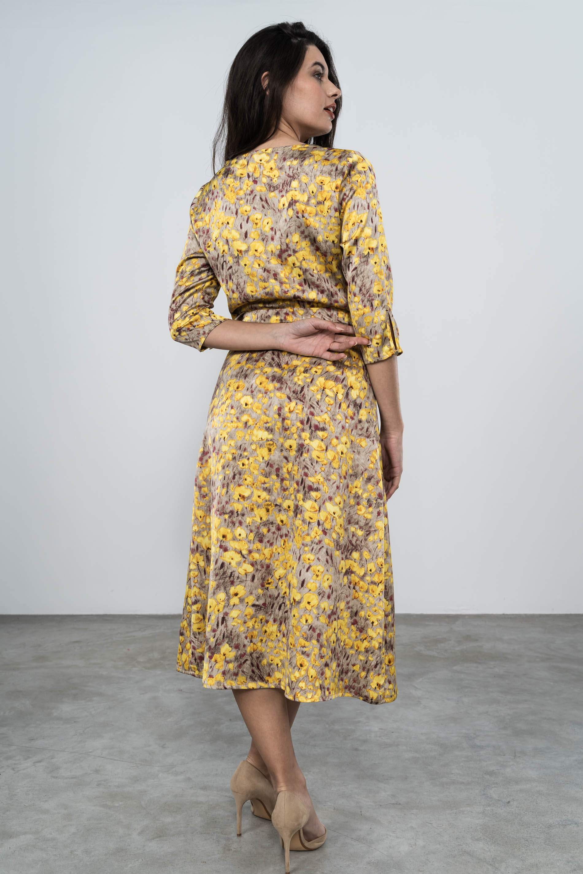 FALDA SATINADA BOTONES AMARILLO