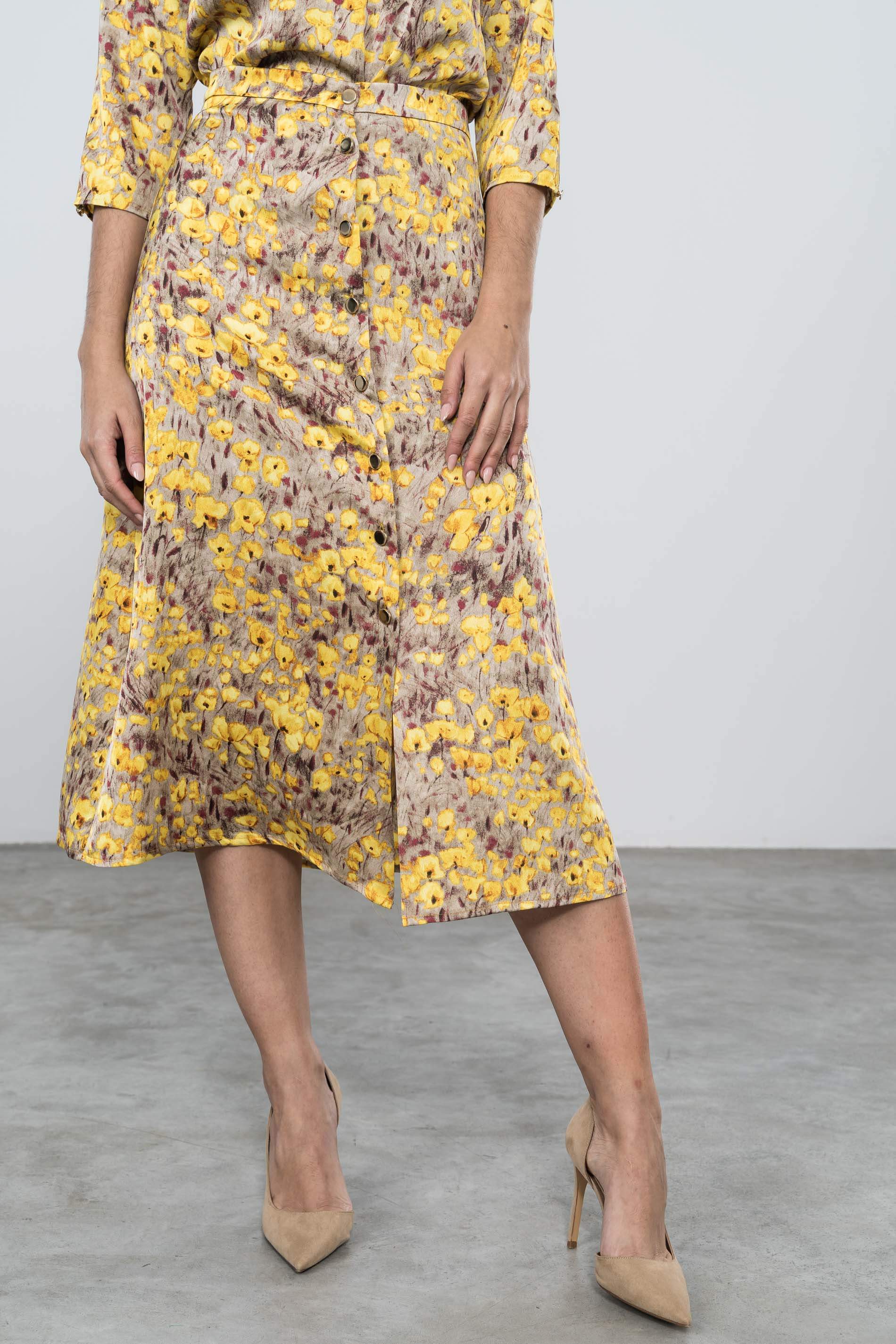 BLUSA SATINADA ESTAMPADO AMARILLO