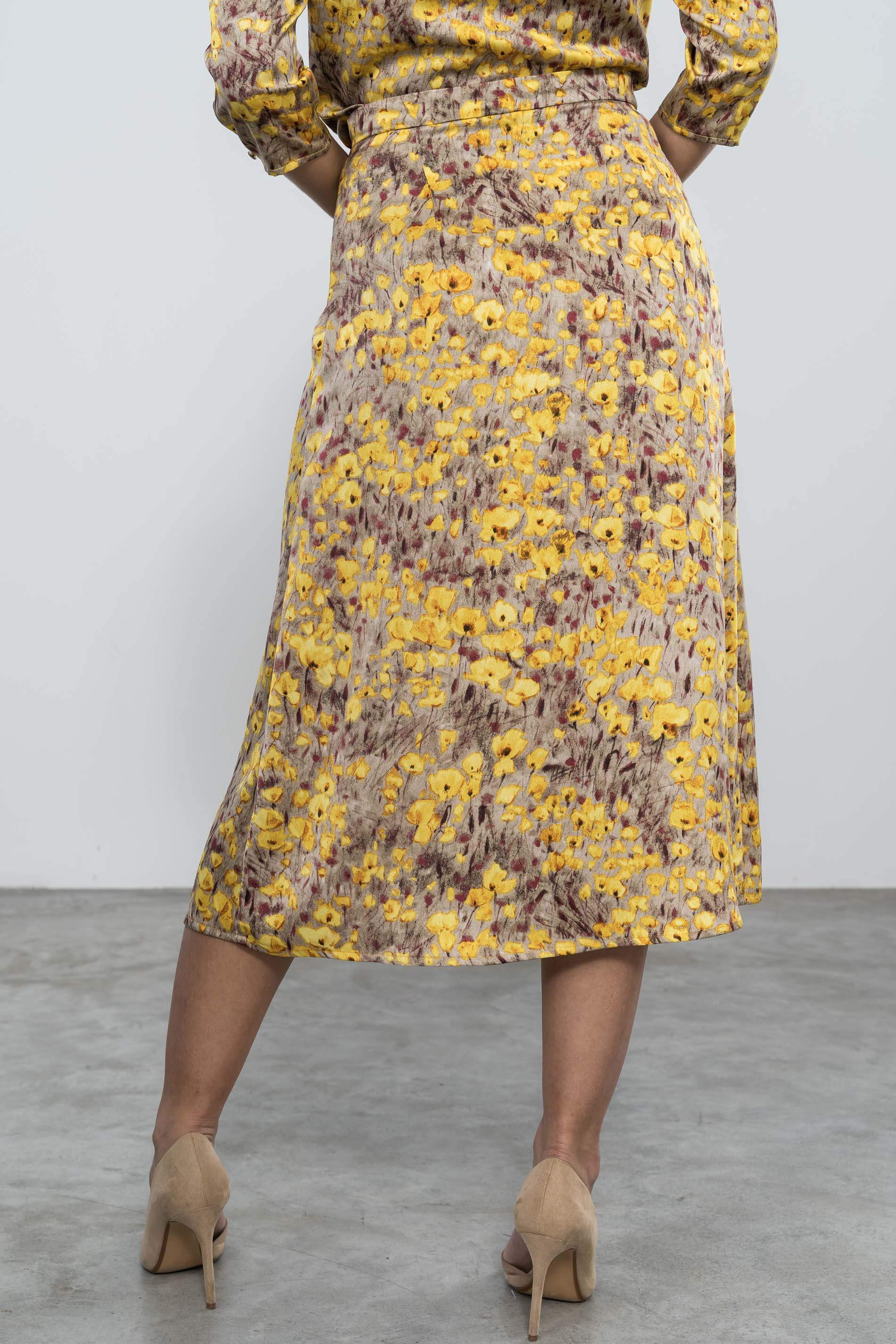 BLUSA SATINADA ESTAMPADO AMARILLO