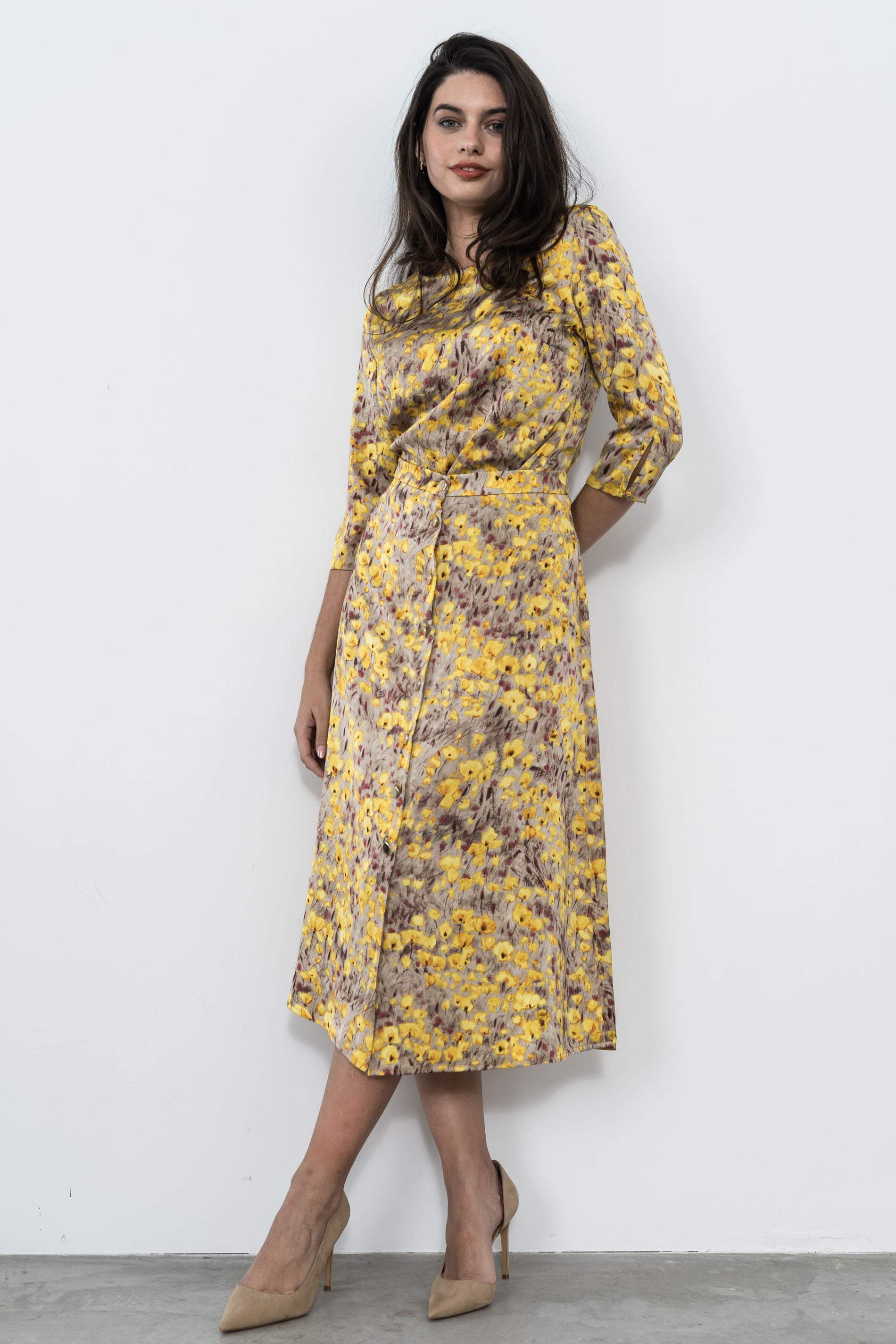 BLUSA SATINADA ESTAMPADO AMARILLO
