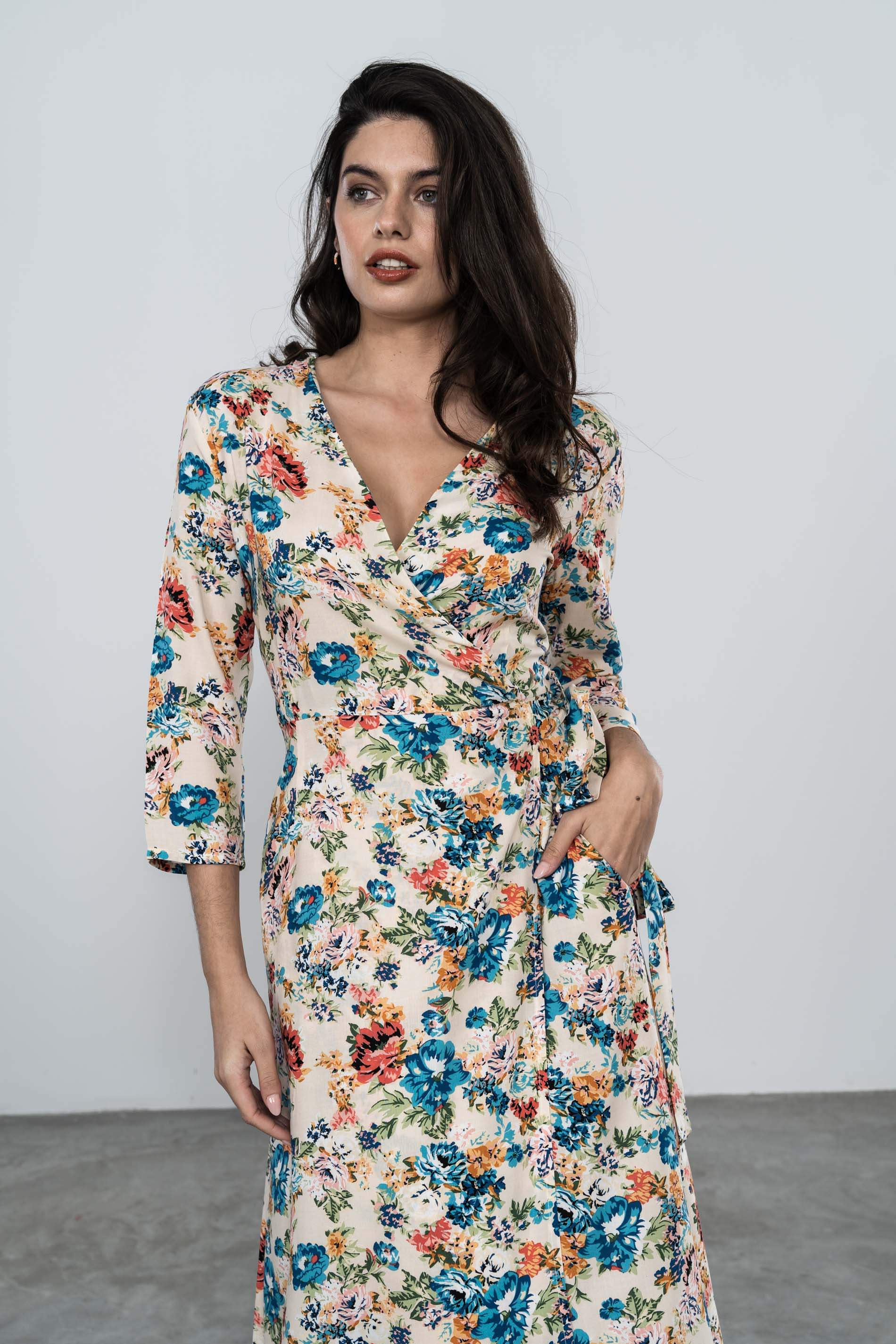 VESTIDO BEIGE FLORES