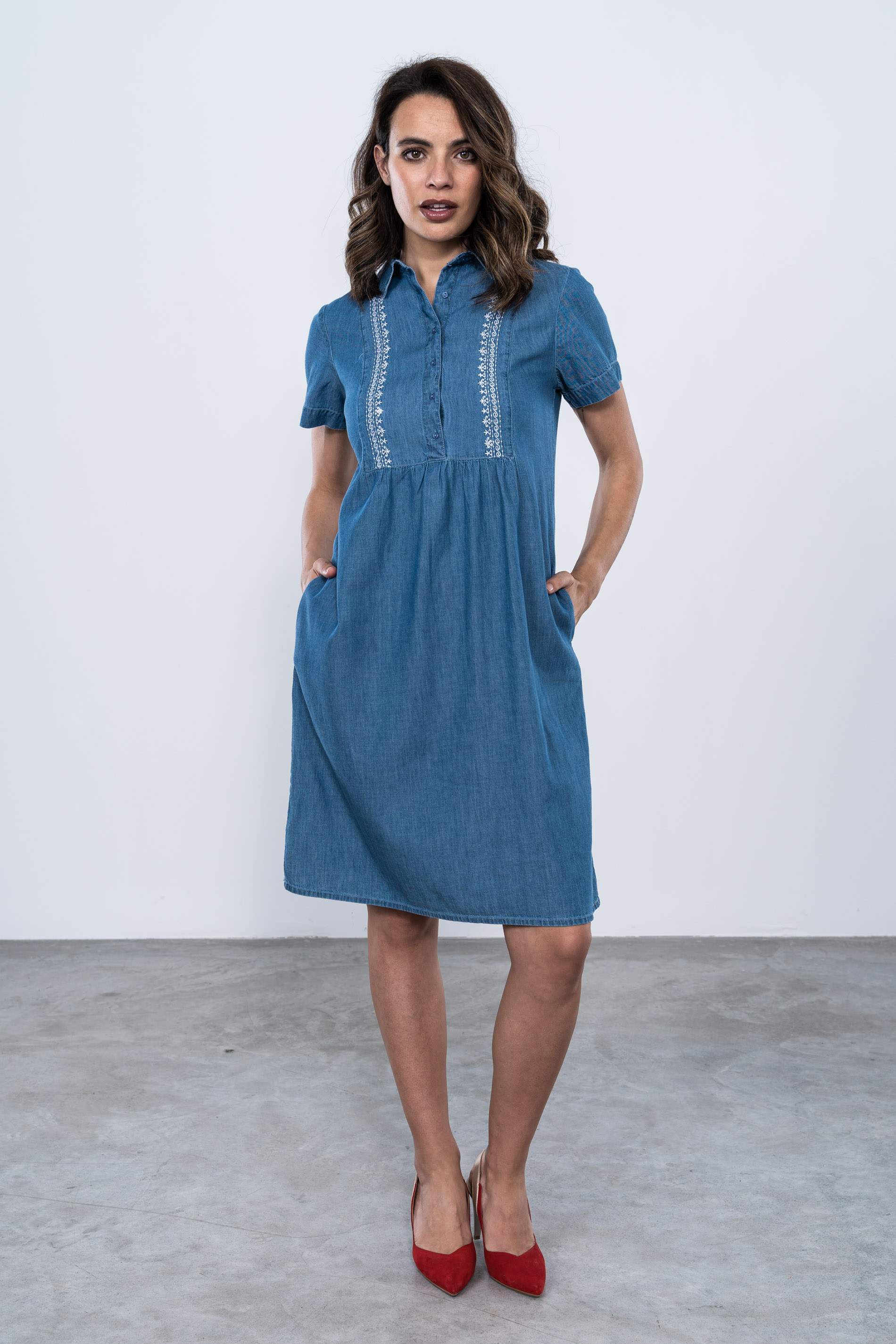 VESTIDO DENIM BORDADO CENEFA MC