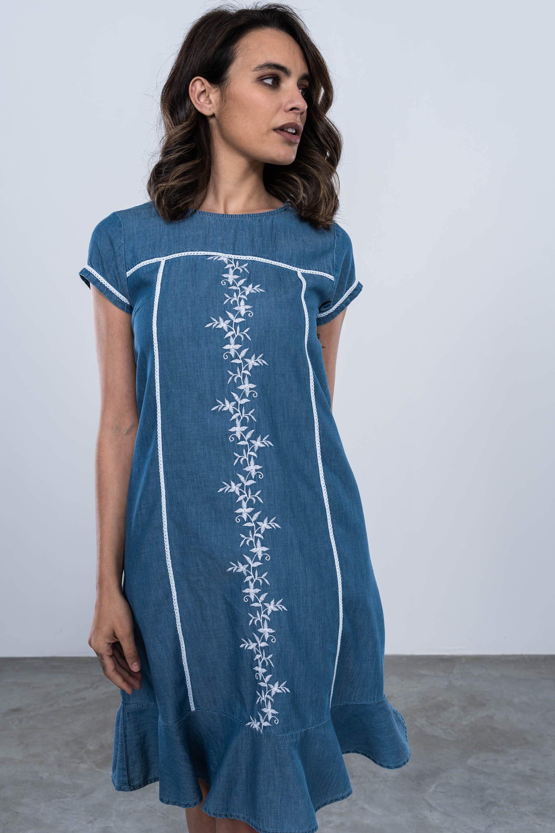 VESTIDO VOLANTE DENIM BORDADO FLORAL