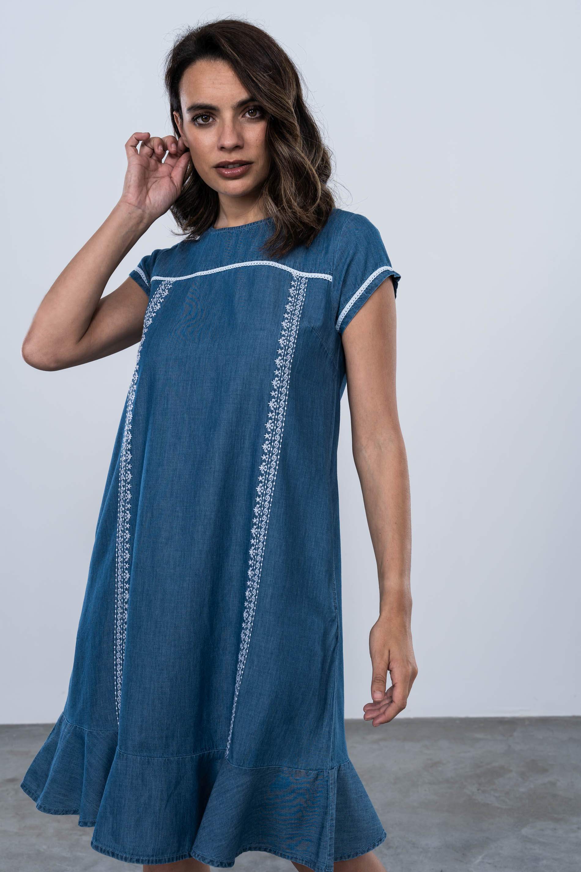 VESTIDO VOLANTE DENIM BORDADOS