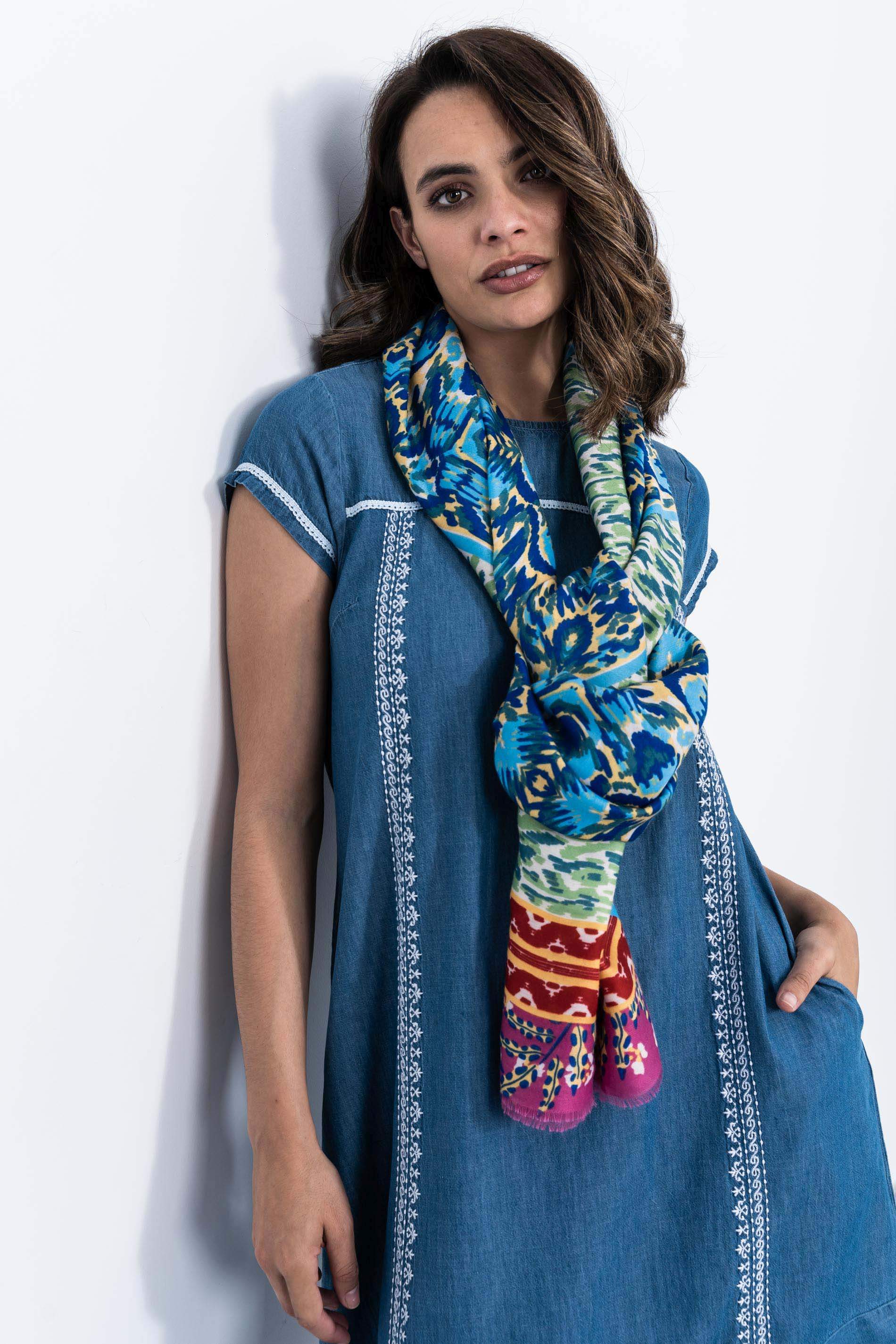 VESTIDO VOLANTE DENIM BORDADOS
