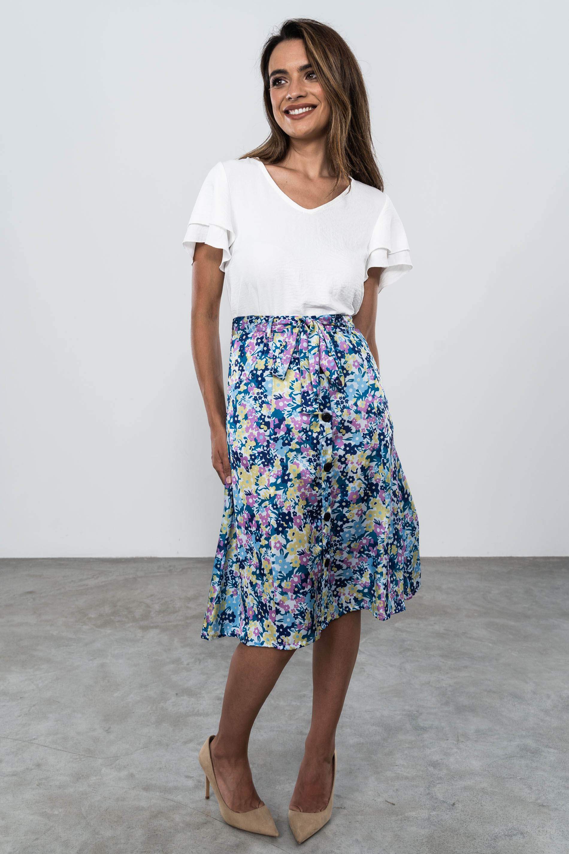 FALDA SATINADA FLORAL CON BOTONES