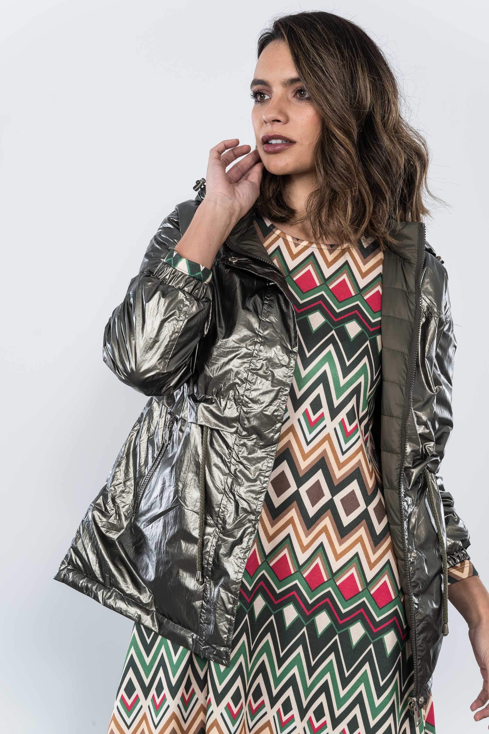 PARKA LIGERA REVERSIBLE METALIZADA FUCSIA