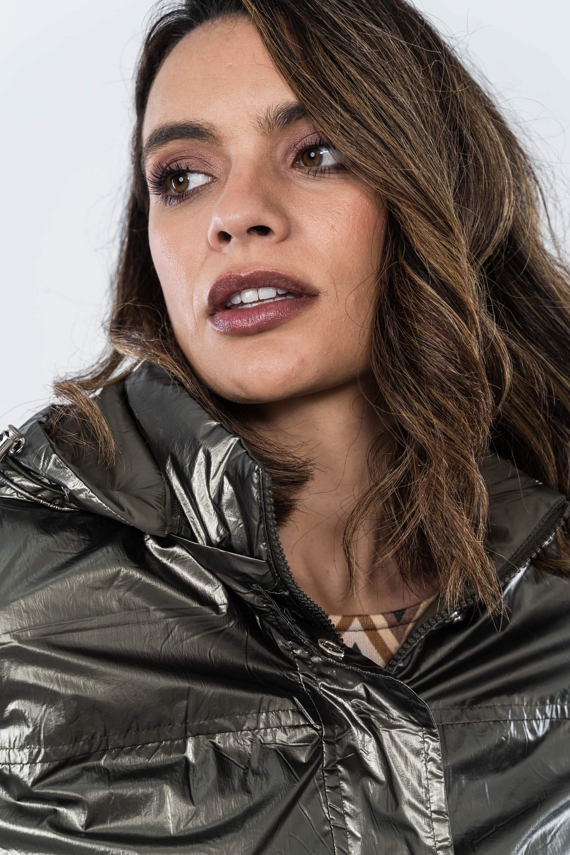 PARKA LIGERA REVERSIBLE METALIZADA FUCSIA