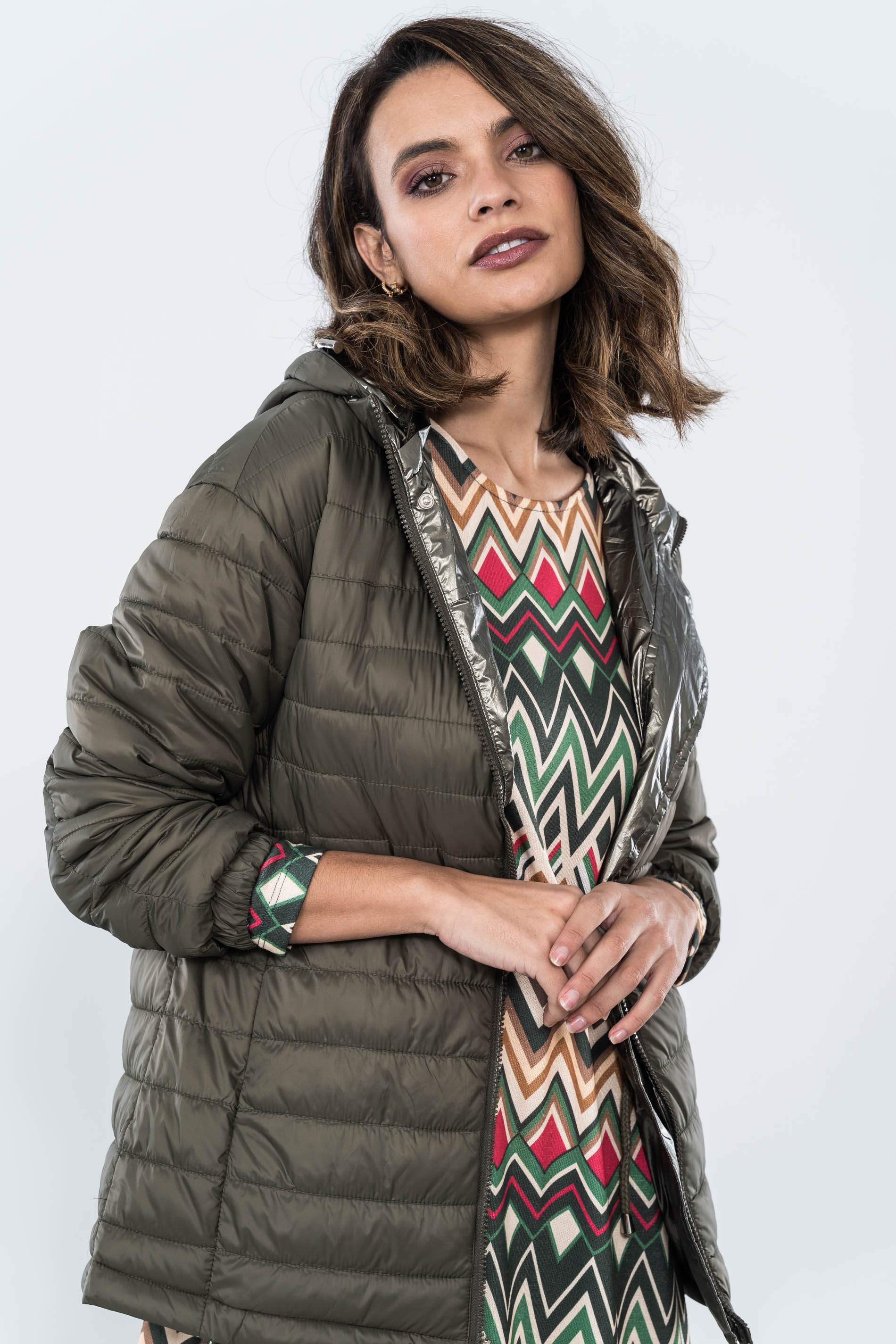 PARKA LIGERA REVERSIBLE METALIZADA FUCSIA