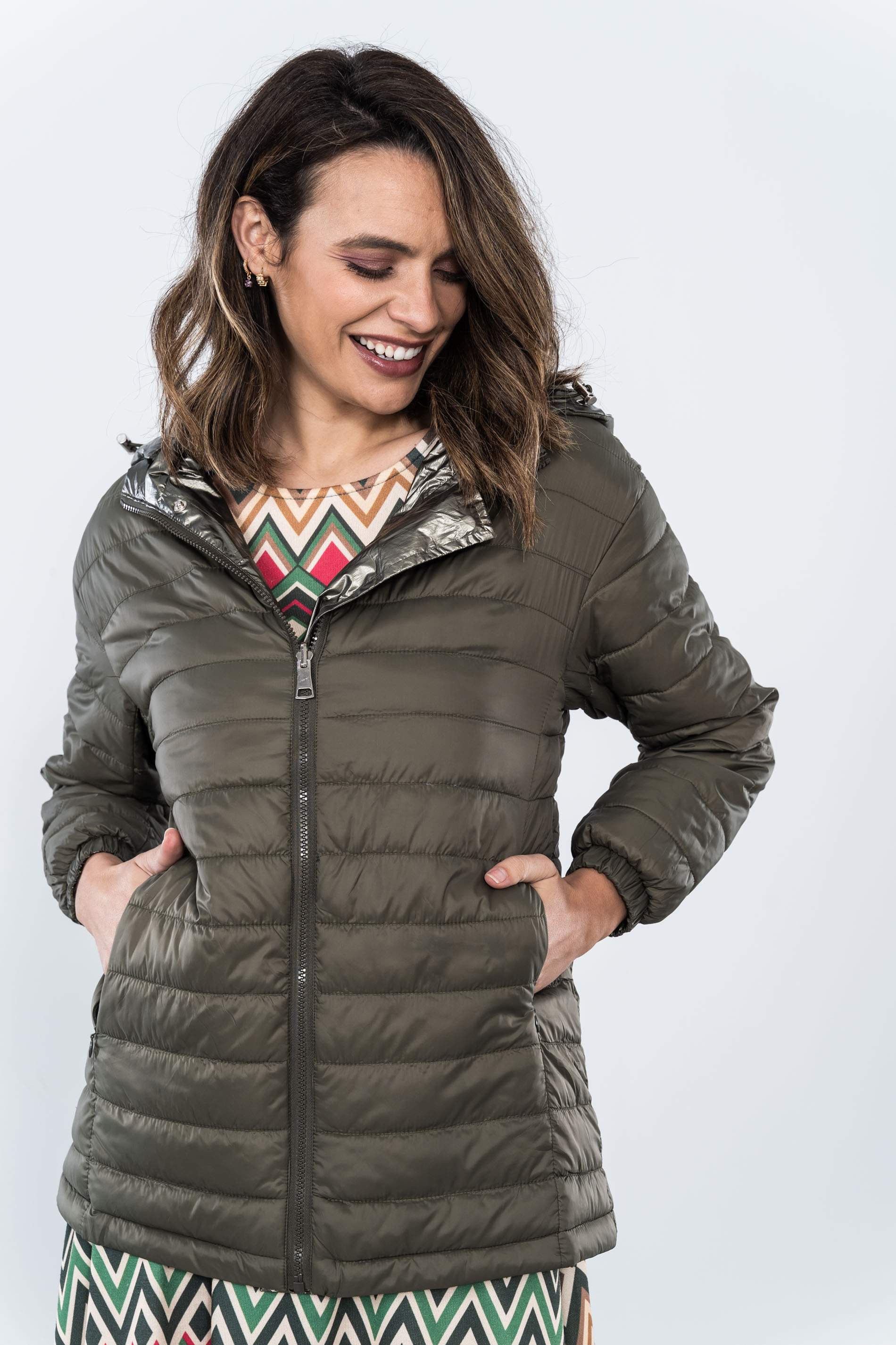PARKA LIGERA REVERSIBLE METALIZADA FUCSIA