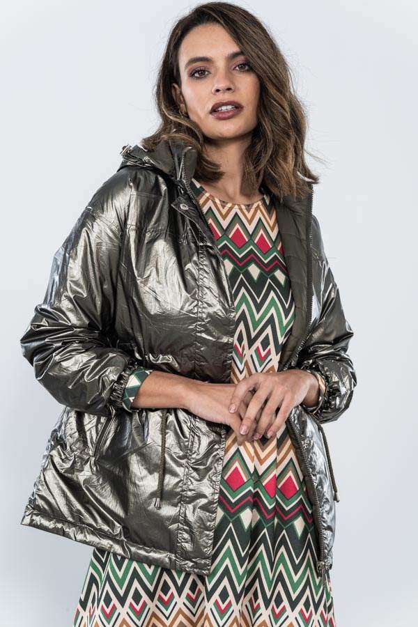 PARKA LIGERA REVERSIBLE METALIZADA FUCSIA