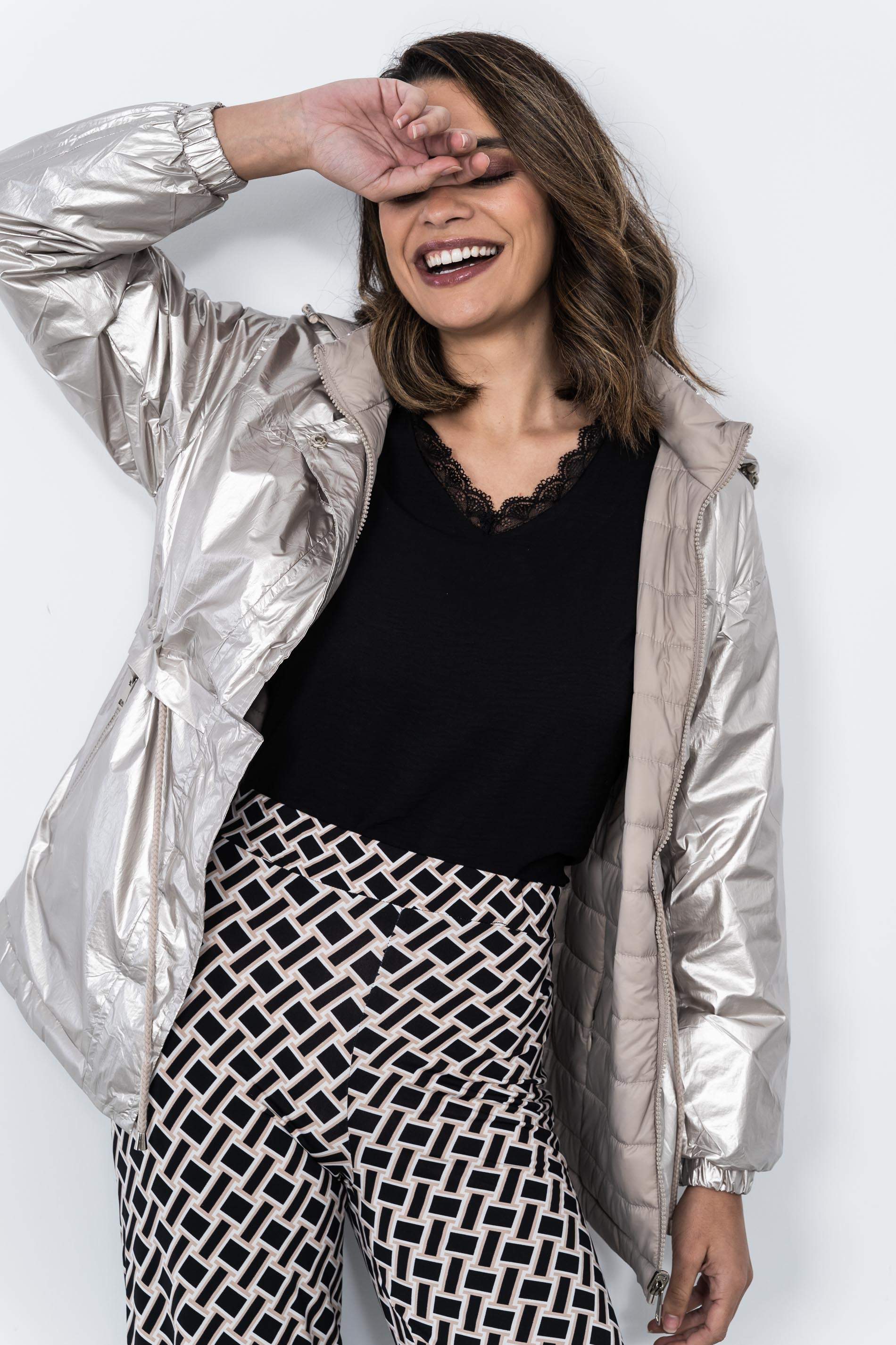 PARKA LIGERA REVERSIBLE METALIZADA CHAMPAN