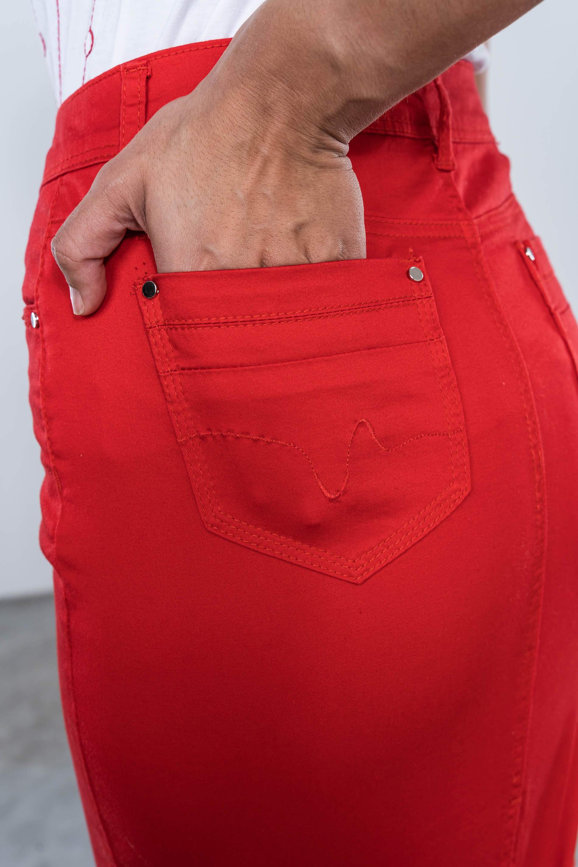 FALDA BASICA BOLSILLOS ROJA