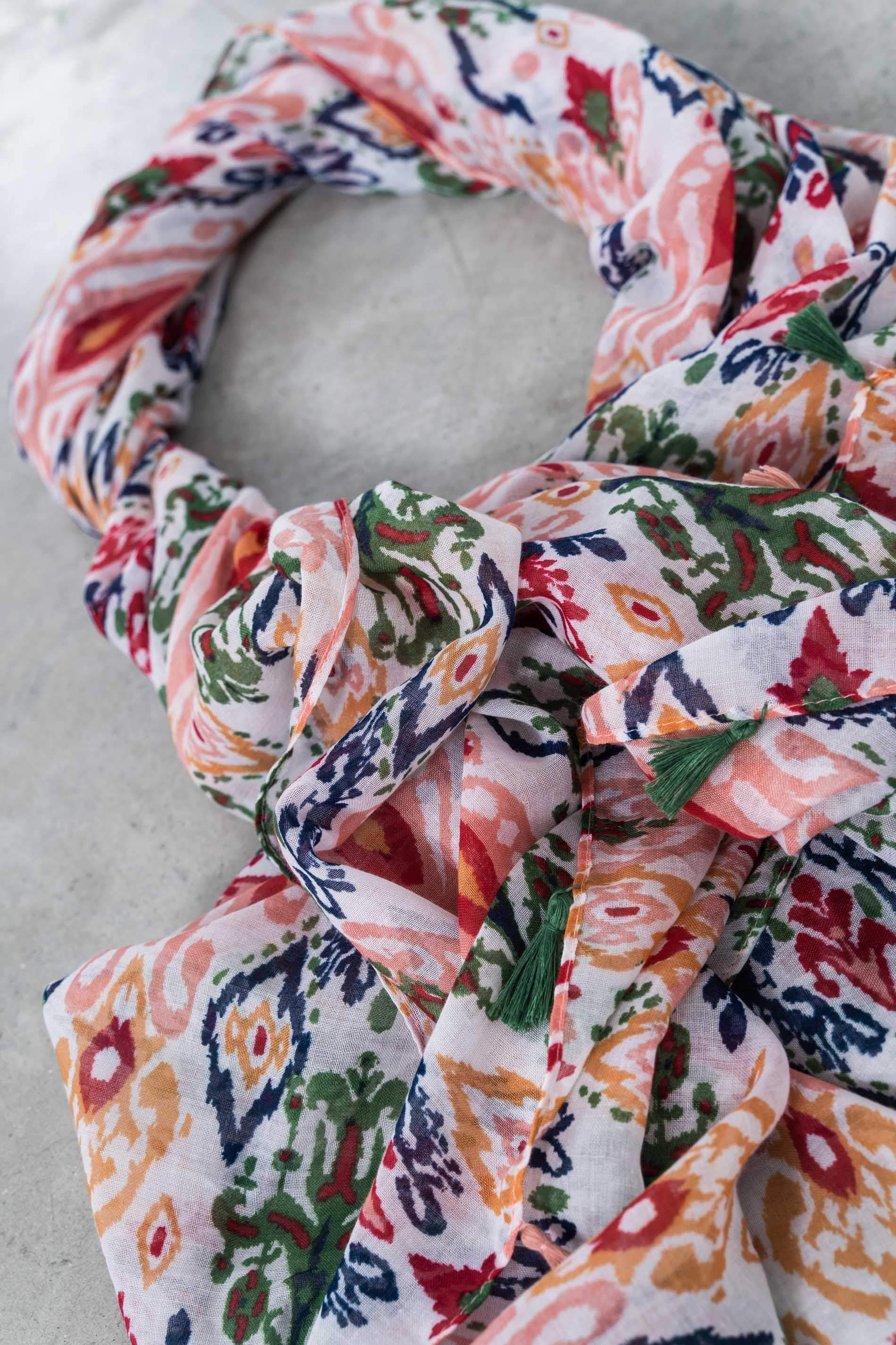 FOULARD ESTAMPADO AZTECA